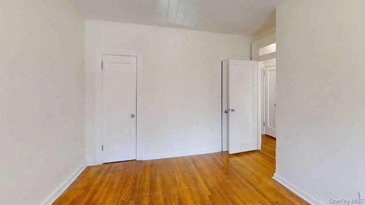 445 Gramatan Avenue, Mount Vernon, NY, 2 Bedrooms Bedrooms, 4 Rooms Rooms,1 BathroomBathrooms,Residential,For Rent,Gramatan,0,1004539 445 Gramatan Avenue, Mount Vernon, NY, 2 Bedrooms Bedrooms, 4 Rooms Rooms,1 BathroomBathrooms,Residential,For Rent,Gramatan,0,1004539