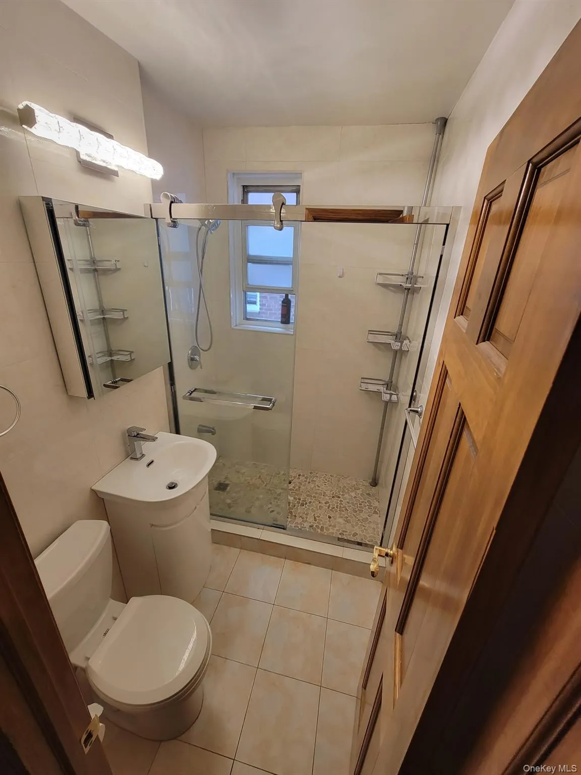 64-41 Saunders Street, New York, NY, 2 Bedrooms Bedrooms, 4 Rooms Rooms,1 BathroomBathrooms,Residential,For Rent,Saunders,0,1004541 64-41 Saunders Street, New York, NY, 2 Bedrooms Bedrooms, 4 Rooms Rooms,1 BathroomBathrooms,Residential,For Rent,Saunders,0,1004541