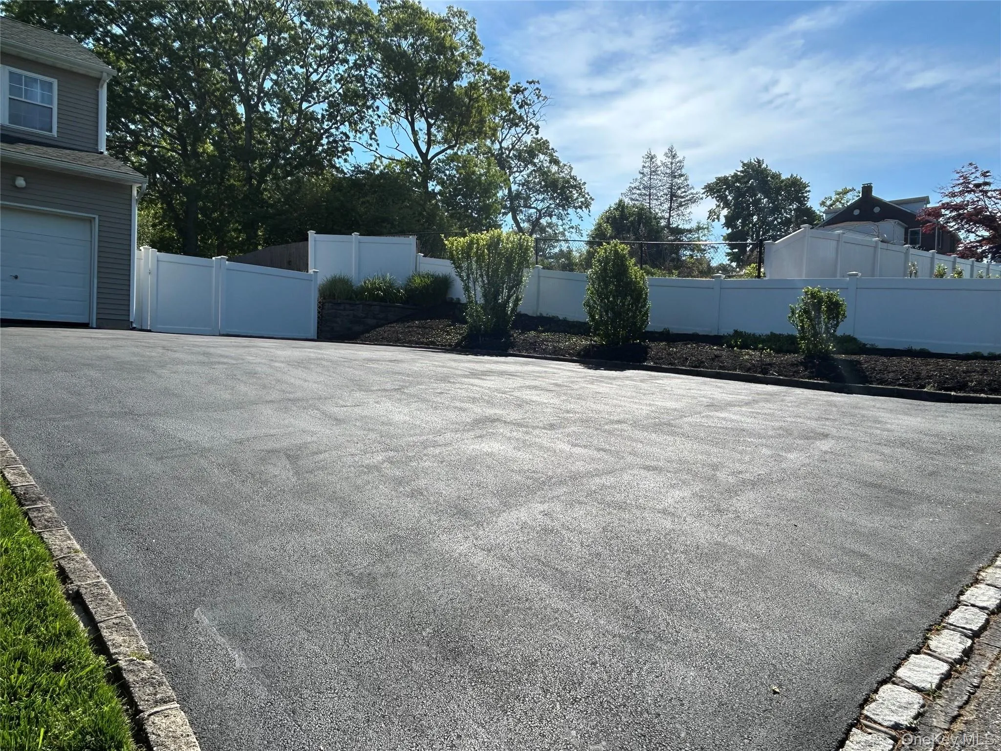 27 Sunburst Drive, Brookhaven, NY, 4 Bedrooms Bedrooms, 7 Rooms Rooms,2 BathroomsBathrooms,Residential,For Rent,Sunburst,0,1004542 27 Sunburst Drive, Brookhaven, NY, 4 Bedrooms Bedrooms, 7 Rooms Rooms,2 BathroomsBathrooms,Residential,For Rent,Sunburst,0,1004542