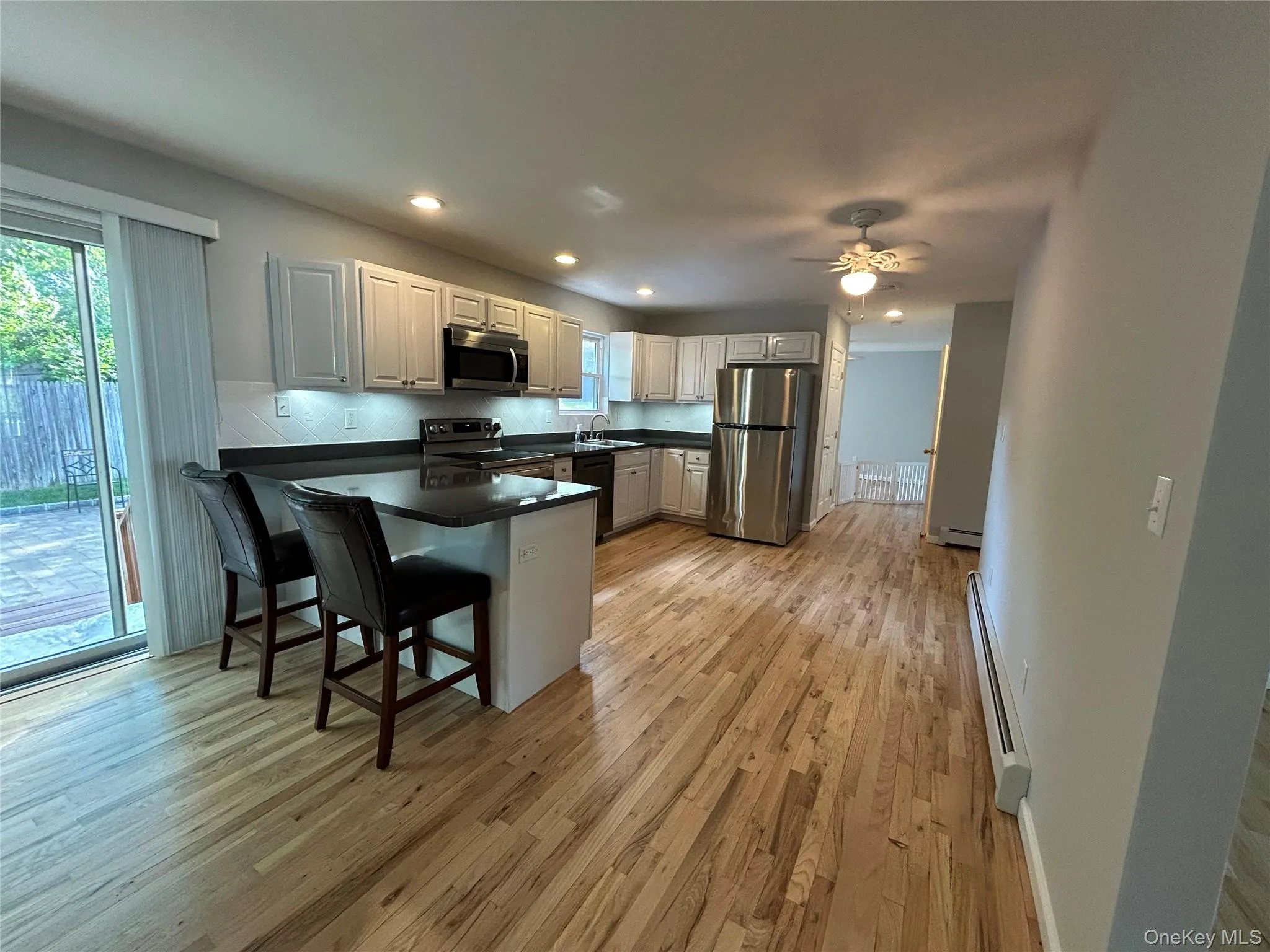 27 Sunburst Drive, Brookhaven, NY, 4 Bedrooms Bedrooms, 7 Rooms Rooms,2 BathroomsBathrooms,Residential,For Rent,Sunburst,0,1004542 27 Sunburst Drive, Brookhaven, NY, 4 Bedrooms Bedrooms, 7 Rooms Rooms,2 BathroomsBathrooms,Residential,For Rent,Sunburst,0,1004542