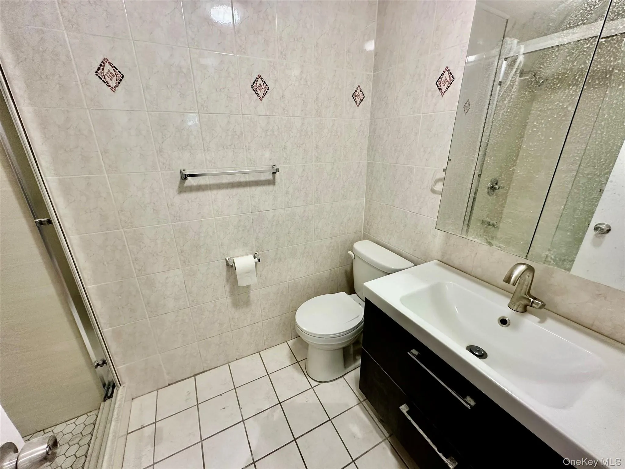 213-49 39th Avenue, New York, NY, 3 Bedrooms Bedrooms, 7 Rooms Rooms,2 BathroomsBathrooms,Residential Lease,For Rent,39th,0,1004544 213-49 39th Avenue, New York, NY, 3 Bedrooms Bedrooms, 7 Rooms Rooms,2 BathroomsBathrooms,Residential Lease,For Rent,39th,0,1004544