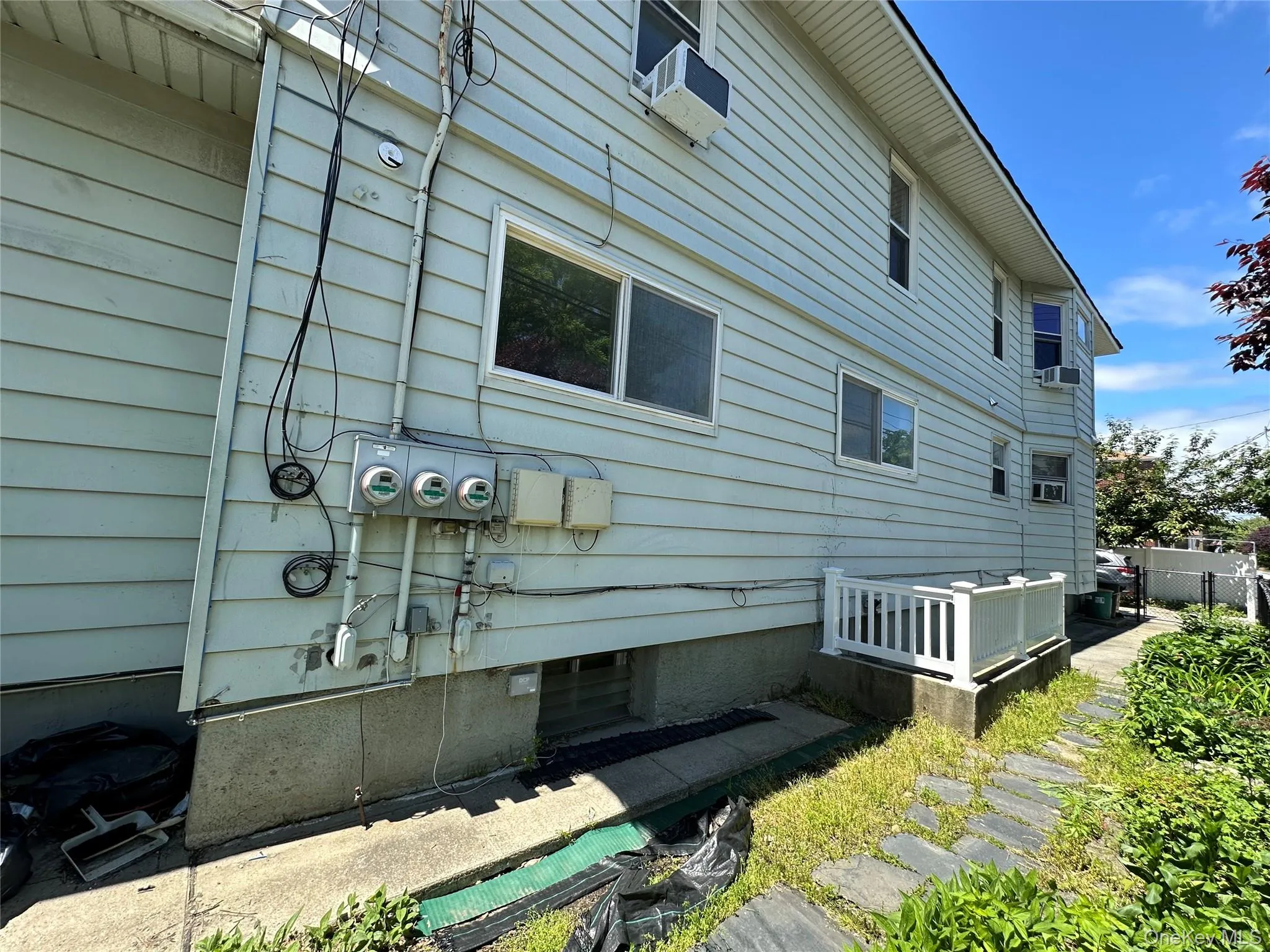 213-49 39th Avenue, New York, NY, 3 Bedrooms Bedrooms, 7 Rooms Rooms,2 BathroomsBathrooms,Residential Lease,For Rent,39th,0,1004544 213-49 39th Avenue, New York, NY, 3 Bedrooms Bedrooms, 7 Rooms Rooms,2 BathroomsBathrooms,Residential Lease,For Rent,39th,0,1004544