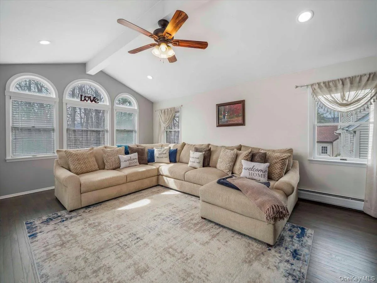 35 Hillside Avenue, Ramapo, NY, 3 Bedrooms Bedrooms, 8 Rooms Rooms,2 BathroomsBathrooms,Residential,For Rent,Hillside,0,1004551 35 Hillside Avenue, Ramapo, NY, 3 Bedrooms Bedrooms, 8 Rooms Rooms,2 BathroomsBathrooms,Residential,For Rent,Hillside,0,1004551