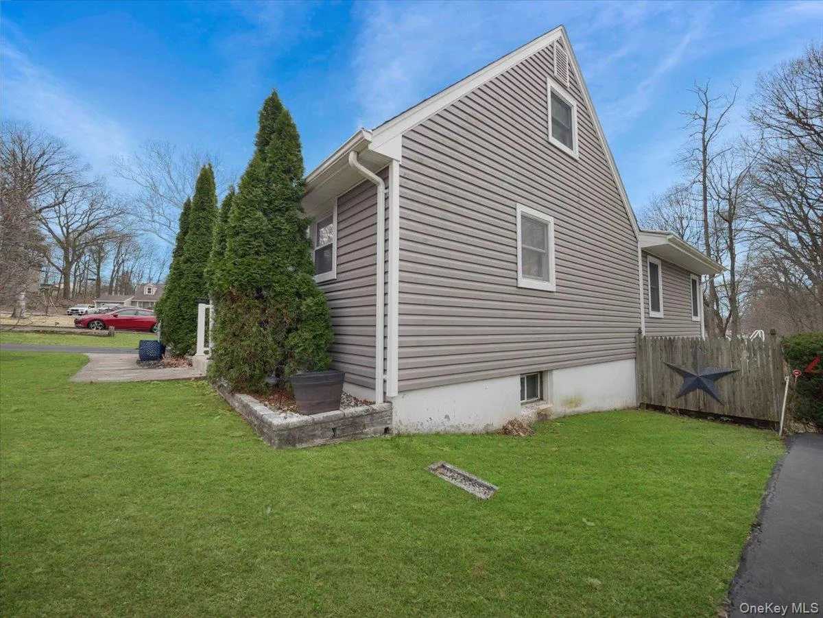 35 Hillside Avenue, Ramapo, NY, 3 Bedrooms Bedrooms, 8 Rooms Rooms,2 BathroomsBathrooms,Residential,For Rent,Hillside,0,1004551 35 Hillside Avenue, Ramapo, NY, 3 Bedrooms Bedrooms, 8 Rooms Rooms,2 BathroomsBathrooms,Residential,For Rent,Hillside,0,1004551