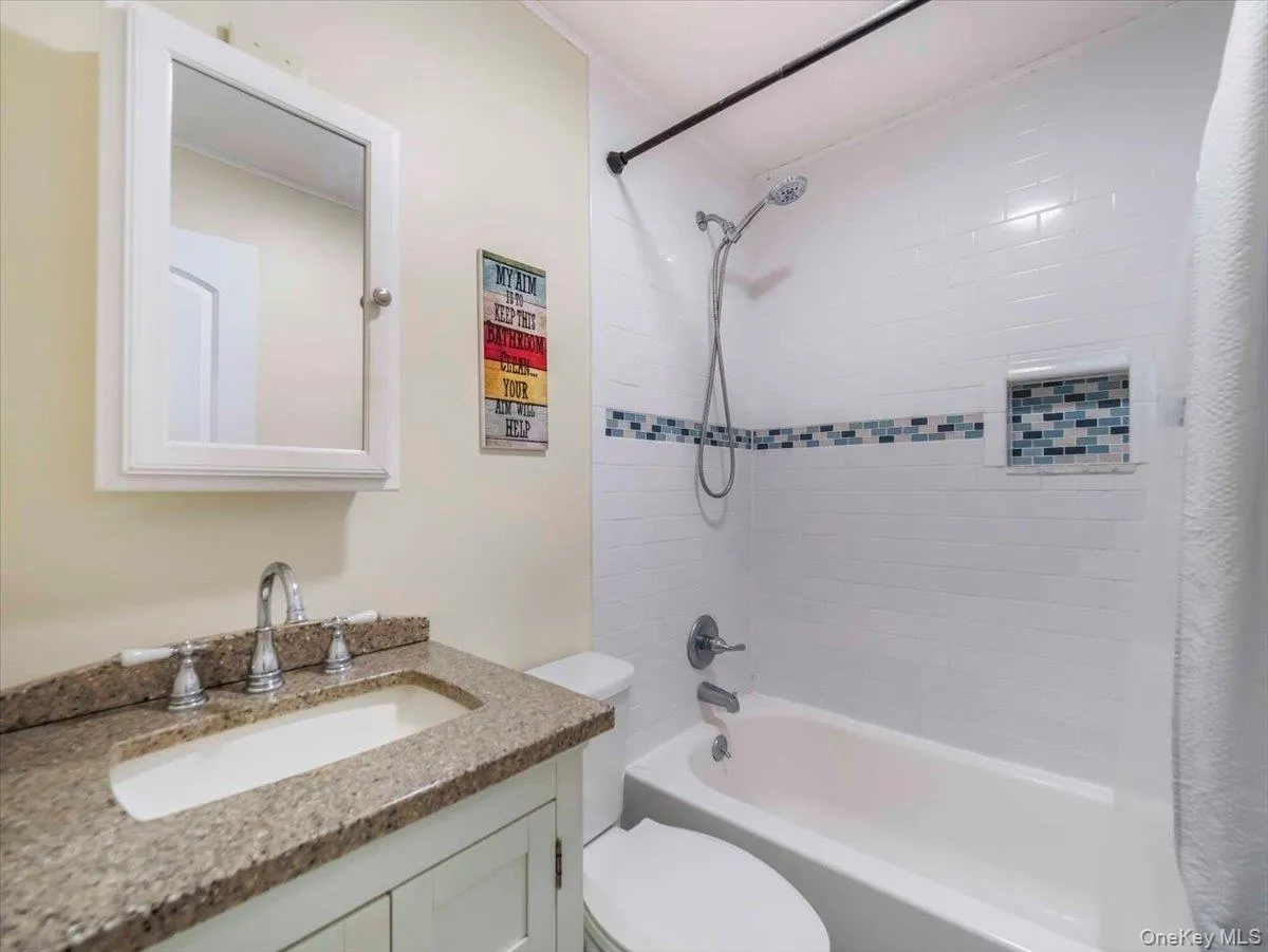35 Hillside Avenue, Ramapo, NY, 3 Bedrooms Bedrooms, 8 Rooms Rooms,2 BathroomsBathrooms,Residential,For Rent,Hillside,0,1004551 35 Hillside Avenue, Ramapo, NY, 3 Bedrooms Bedrooms, 8 Rooms Rooms,2 BathroomsBathrooms,Residential,For Rent,Hillside,0,1004551