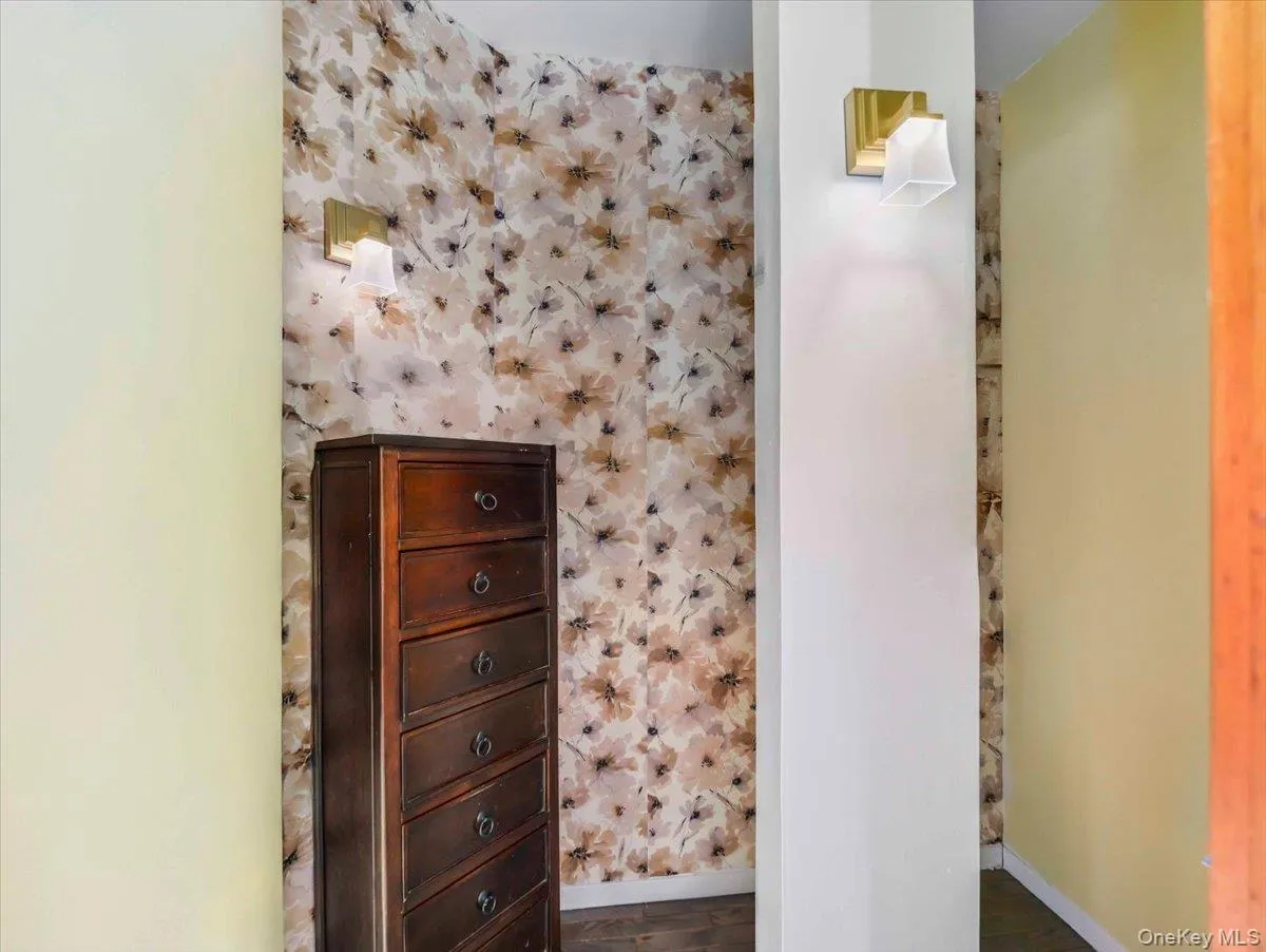 35 Hillside Avenue, Ramapo, NY, 3 Bedrooms Bedrooms, 8 Rooms Rooms,2 BathroomsBathrooms,Residential,For Rent,Hillside,0,1004551 35 Hillside Avenue, Ramapo, NY, 3 Bedrooms Bedrooms, 8 Rooms Rooms,2 BathroomsBathrooms,Residential,For Rent,Hillside,0,1004551