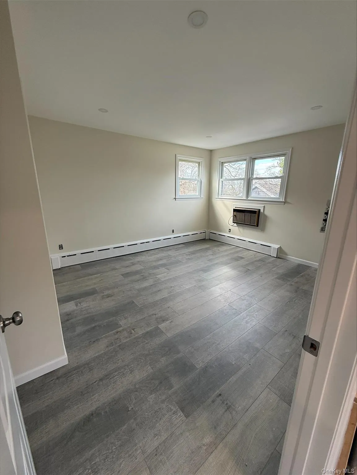 8 Jackson Street, Glen Cove, NY, 3 Bedrooms Bedrooms, 5 Rooms Rooms,1 BathroomBathrooms,Residential Lease,For Rent,Jackson,0,1004557 8 Jackson Street, Glen Cove, NY, 3 Bedrooms Bedrooms, 5 Rooms Rooms,1 BathroomBathrooms,Residential Lease,For Rent,Jackson,0,1004557