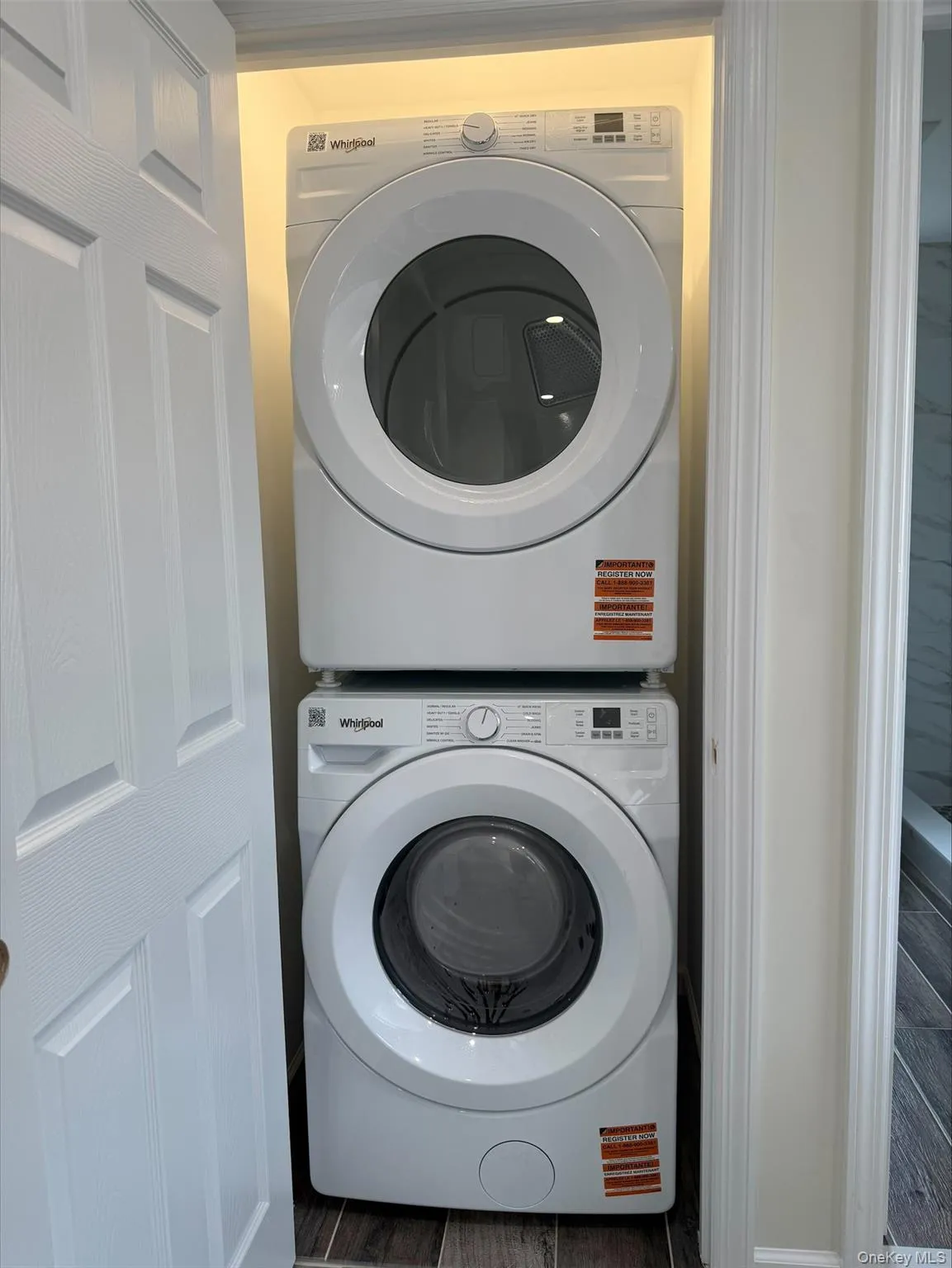 8 Jackson Street, Glen Cove, NY, 3 Bedrooms Bedrooms, 5 Rooms Rooms,1 BathroomBathrooms,Residential Lease,For Rent,Jackson,0,1004557 8 Jackson Street, Glen Cove, NY, 3 Bedrooms Bedrooms, 5 Rooms Rooms,1 BathroomBathrooms,Residential Lease,For Rent,Jackson,0,1004557