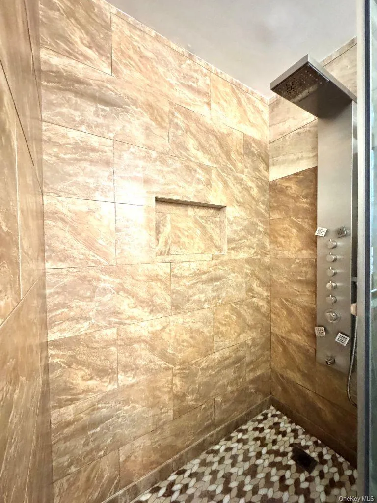 Shower Shower