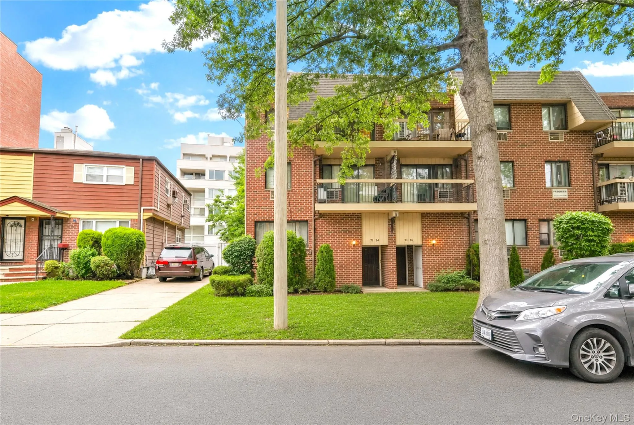 71-48 162nd Street, New York, NY, 3 Bedrooms Bedrooms, 5 Rooms Rooms,2 BathroomsBathrooms,Residential,For Rent,162nd,0,1004566 71-48 162nd Street, New York, NY, 3 Bedrooms Bedrooms, 5 Rooms Rooms,2 BathroomsBathrooms,Residential,For Rent,162nd,0,1004566