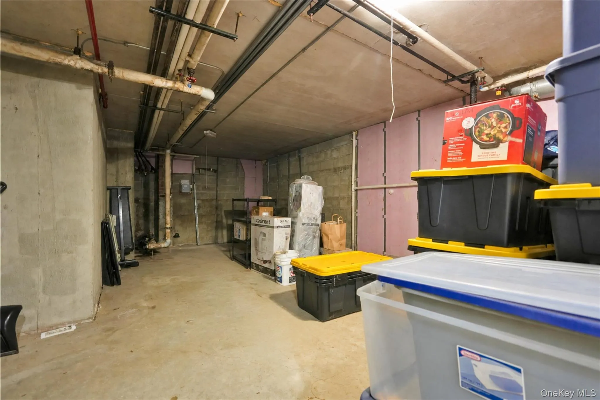 71-48 162nd Street, New York, NY, 3 Bedrooms Bedrooms, 5 Rooms Rooms,2 BathroomsBathrooms,Residential,For Rent,162nd,0,1004566 71-48 162nd Street, New York, NY, 3 Bedrooms Bedrooms, 5 Rooms Rooms,2 BathroomsBathrooms,Residential,For Rent,162nd,0,1004566