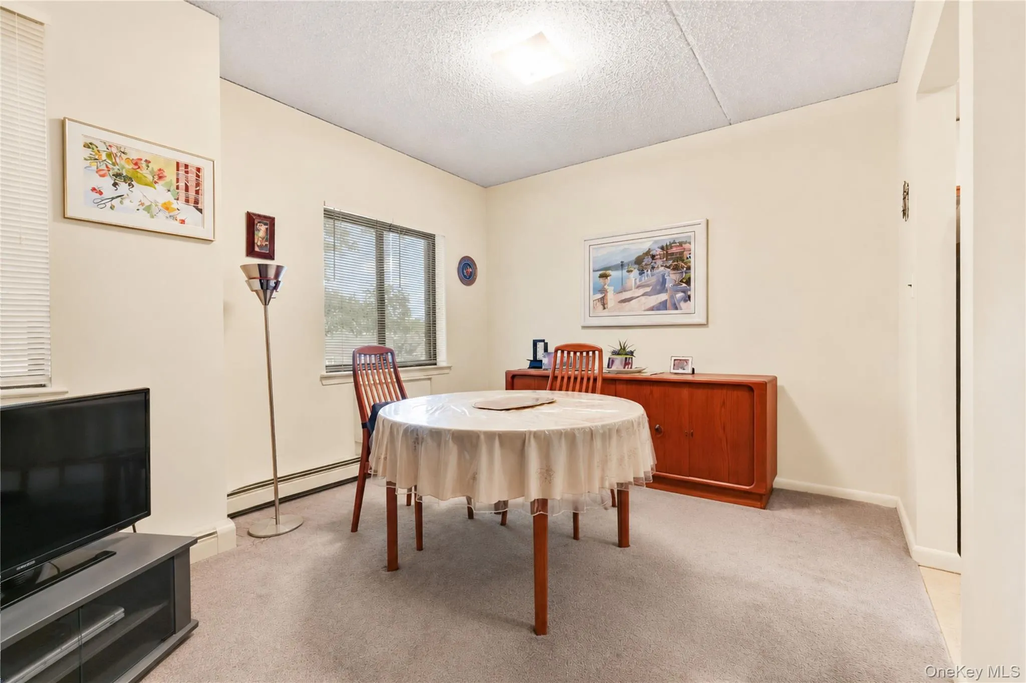 71-48 162nd Street, New York, NY, 3 Bedrooms Bedrooms, 5 Rooms Rooms,2 BathroomsBathrooms,Residential,For Rent,162nd,0,1004566 71-48 162nd Street, New York, NY, 3 Bedrooms Bedrooms, 5 Rooms Rooms,2 BathroomsBathrooms,Residential,For Rent,162nd,0,1004566