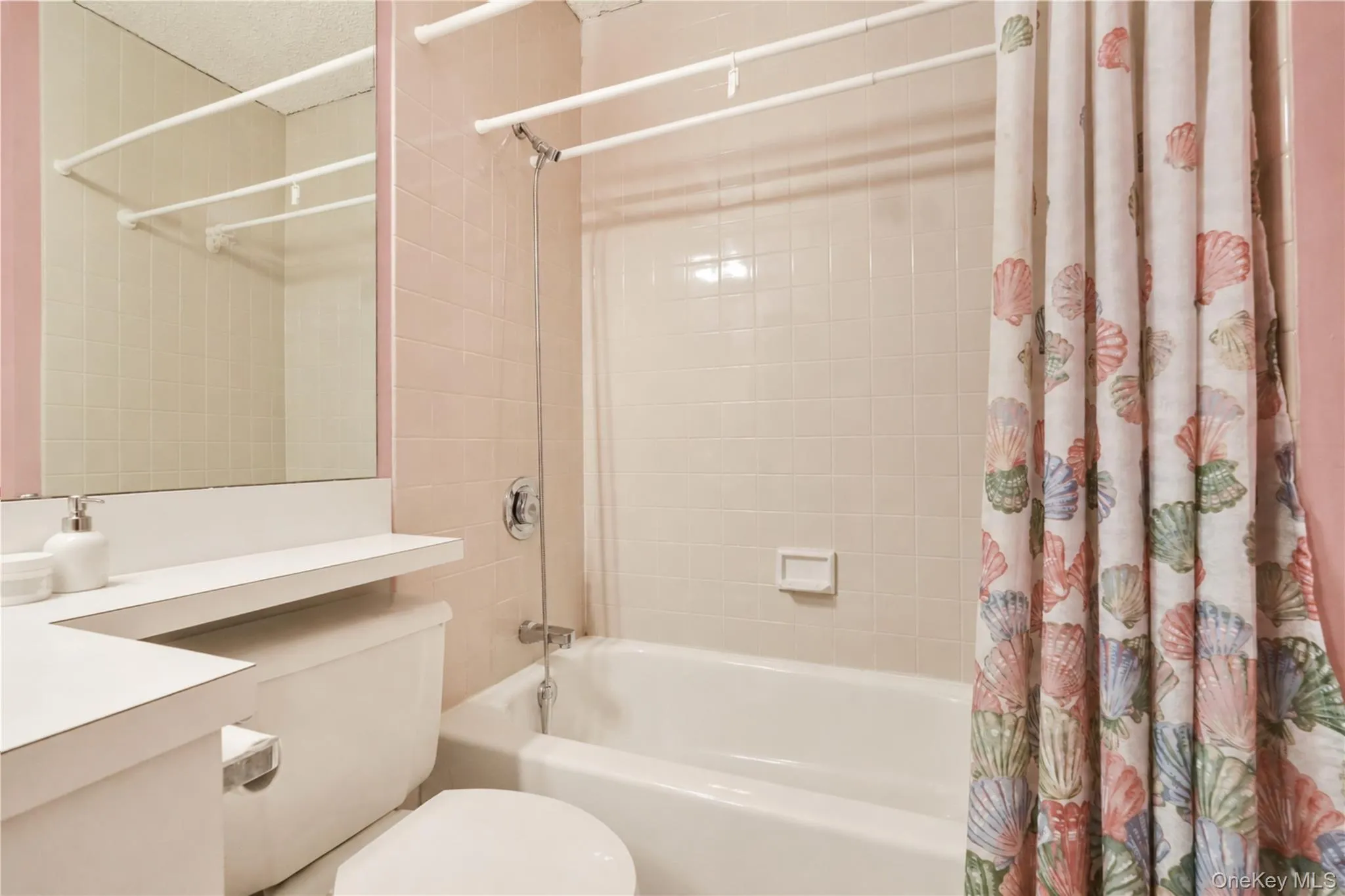 71-48 162nd Street, New York, NY, 3 Bedrooms Bedrooms, 5 Rooms Rooms,2 BathroomsBathrooms,Residential,For Rent,162nd,0,1004566 71-48 162nd Street, New York, NY, 3 Bedrooms Bedrooms, 5 Rooms Rooms,2 BathroomsBathrooms,Residential,For Rent,162nd,0,1004566