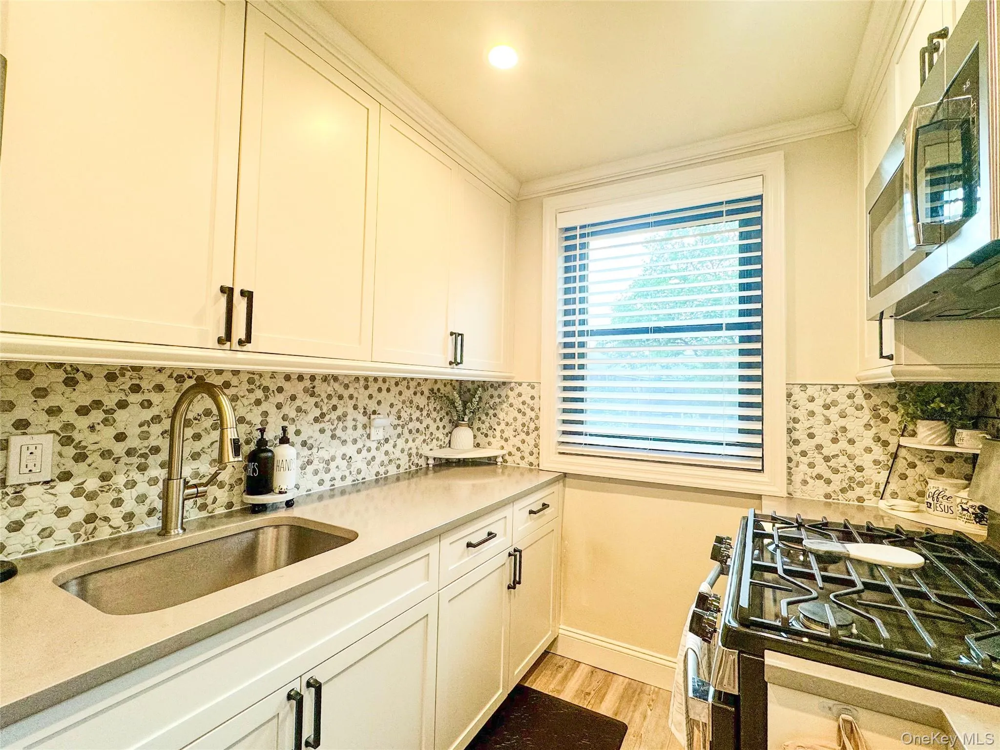 17-76 166 Street, New York, NY, 1 Bedroom Bedrooms, 4 Rooms Rooms,1 BathroomBathrooms,Residential,For Rent,166,0,1004567 17-76 166 Street, New York, NY, 1 Bedroom Bedrooms, 4 Rooms Rooms,1 BathroomBathrooms,Residential,For Rent,166,0,1004567