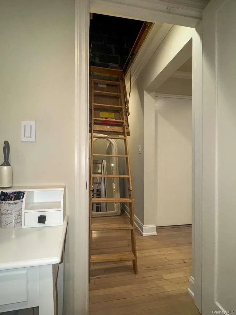 17-76 166 Street, New York, NY, 1 Bedroom Bedrooms, 4 Rooms Rooms,1 BathroomBathrooms,Residential,For Rent,166,0,1004567 17-76 166 Street, New York, NY, 1 Bedroom Bedrooms, 4 Rooms Rooms,1 BathroomBathrooms,Residential,For Rent,166,0,1004567