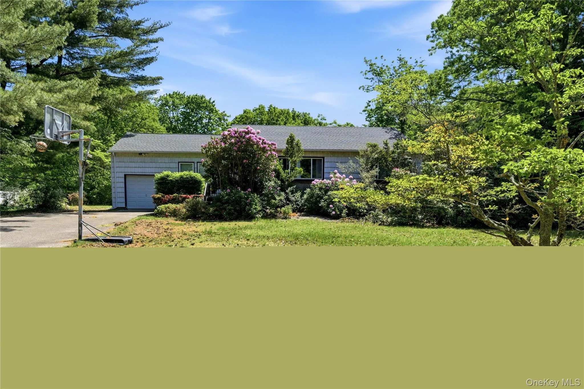 37 Winston Drive, Smithtown, NY, 3 Bedrooms Bedrooms, 6 Rooms Rooms,1 BathroomBathrooms,Residential,For Rent,Winston,0,1004569 37 Winston Drive, Smithtown, NY, 3 Bedrooms Bedrooms, 6 Rooms Rooms,1 BathroomBathrooms,Residential,For Rent,Winston,0,1004569