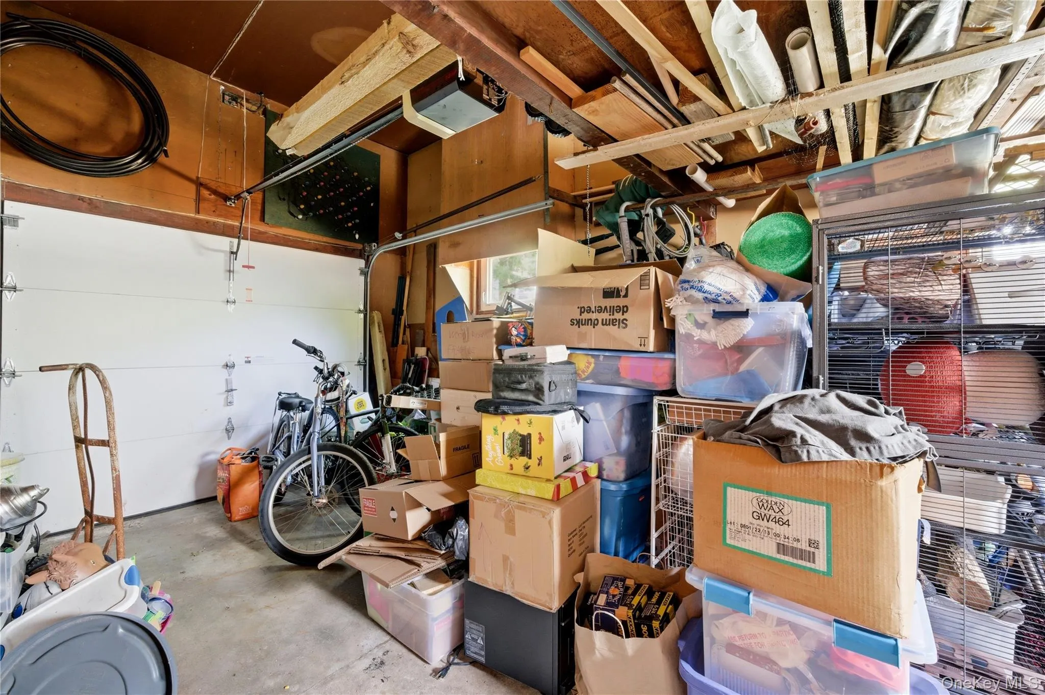 37 Winston Drive, Smithtown, NY, 3 Bedrooms Bedrooms, 6 Rooms Rooms,1 BathroomBathrooms,Residential,For Rent,Winston,0,1004569 37 Winston Drive, Smithtown, NY, 3 Bedrooms Bedrooms, 6 Rooms Rooms,1 BathroomBathrooms,Residential,For Rent,Winston,0,1004569