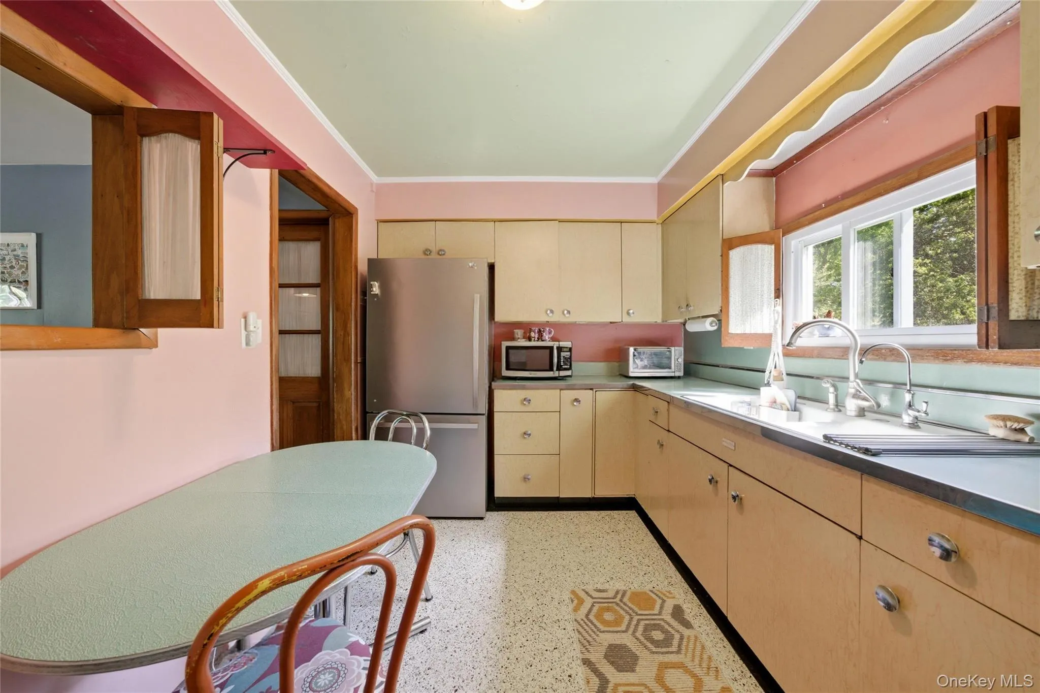 37 Winston Drive, Smithtown, NY, 3 Bedrooms Bedrooms, 6 Rooms Rooms,1 BathroomBathrooms,Residential,For Rent,Winston,0,1004569 37 Winston Drive, Smithtown, NY, 3 Bedrooms Bedrooms, 6 Rooms Rooms,1 BathroomBathrooms,Residential,For Rent,Winston,0,1004569