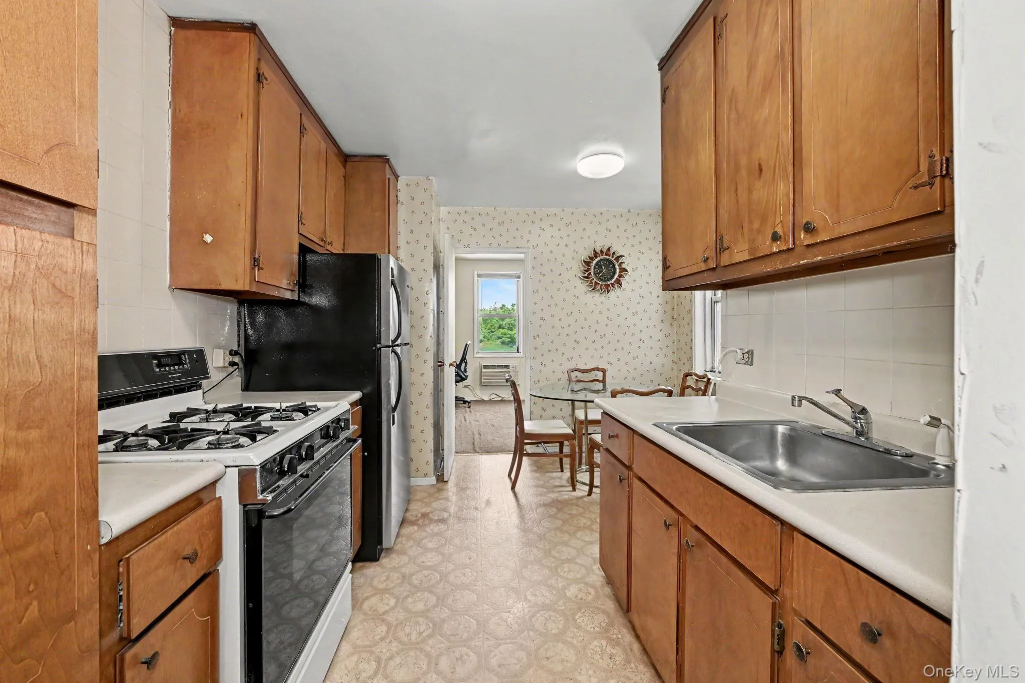 6300 Riverdale Avenue, New York, NY, 2 Bedrooms Bedrooms, 5 Rooms Rooms,1 BathroomBathrooms,Residential,For Rent,Riverdale,0,1004570 6300 Riverdale Avenue, New York, NY, 2 Bedrooms Bedrooms, 5 Rooms Rooms,1 BathroomBathrooms,Residential,For Rent,Riverdale,0,1004570
