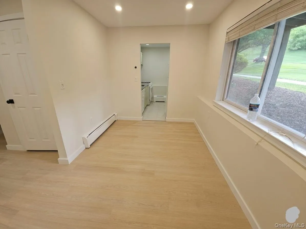 41 Tanager Road, Monroe, NY, 1 Bedroom Bedrooms, 4 Rooms Rooms,1 BathroomBathrooms,Residential,For Rent,Tanager,0,1004571 41 Tanager Road, Monroe, NY, 1 Bedroom Bedrooms, 4 Rooms Rooms,1 BathroomBathrooms,Residential,For Rent,Tanager,0,1004571