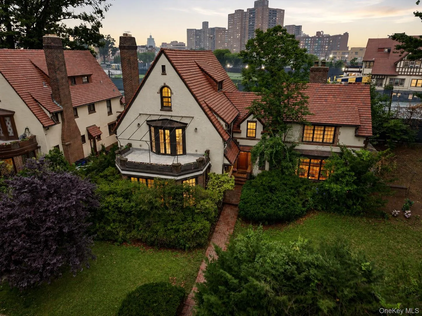 64 Dartmouth Street, New York, NY, 6 Bedrooms Bedrooms, 17 Rooms Rooms,6 BathroomsBathrooms,Residential,For Rent,Dartmouth,0,1004572 64 Dartmouth Street, New York, NY, 6 Bedrooms Bedrooms, 17 Rooms Rooms,6 BathroomsBathrooms,Residential,For Rent,Dartmouth,0,1004572