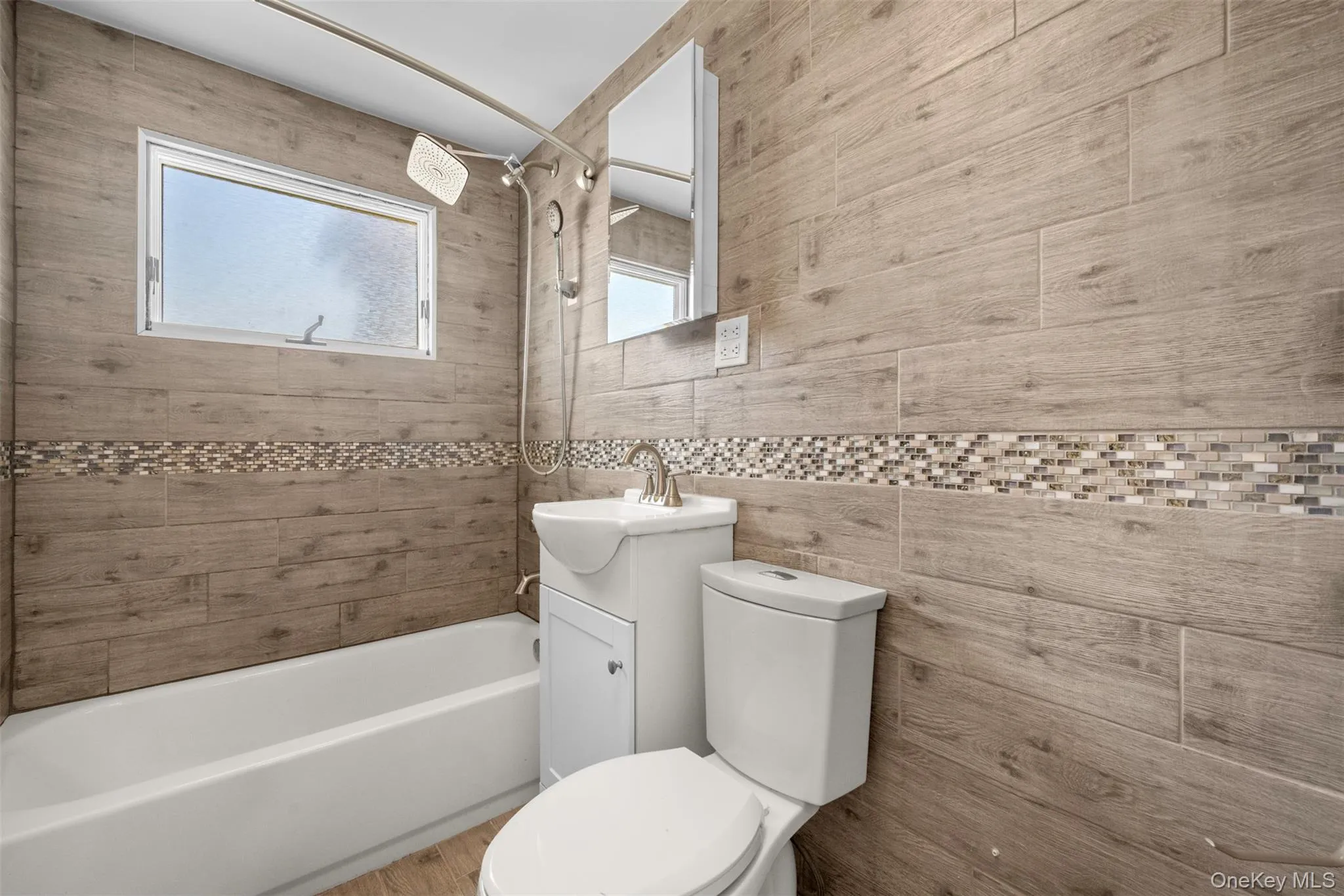 22 Lowland Road, Hempstead, NY, 5 Bedrooms Bedrooms, 8 Rooms Rooms,2 BathroomsBathrooms,Residential,For Rent,Lowland,0,1004574 22 Lowland Road, Hempstead, NY, 5 Bedrooms Bedrooms, 8 Rooms Rooms,2 BathroomsBathrooms,Residential,For Rent,Lowland,0,1004574