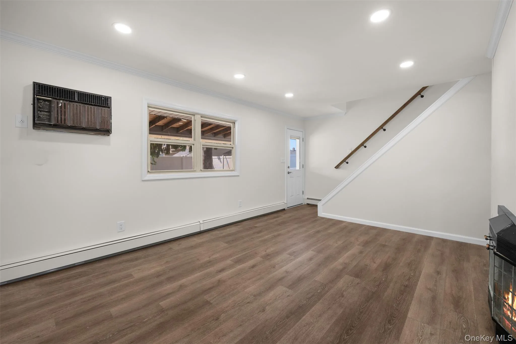 22 Lowland Road, Hempstead, NY, 5 Bedrooms Bedrooms, 8 Rooms Rooms,2 BathroomsBathrooms,Residential,For Rent,Lowland,0,1004574 22 Lowland Road, Hempstead, NY, 5 Bedrooms Bedrooms, 8 Rooms Rooms,2 BathroomsBathrooms,Residential,For Rent,Lowland,0,1004574
