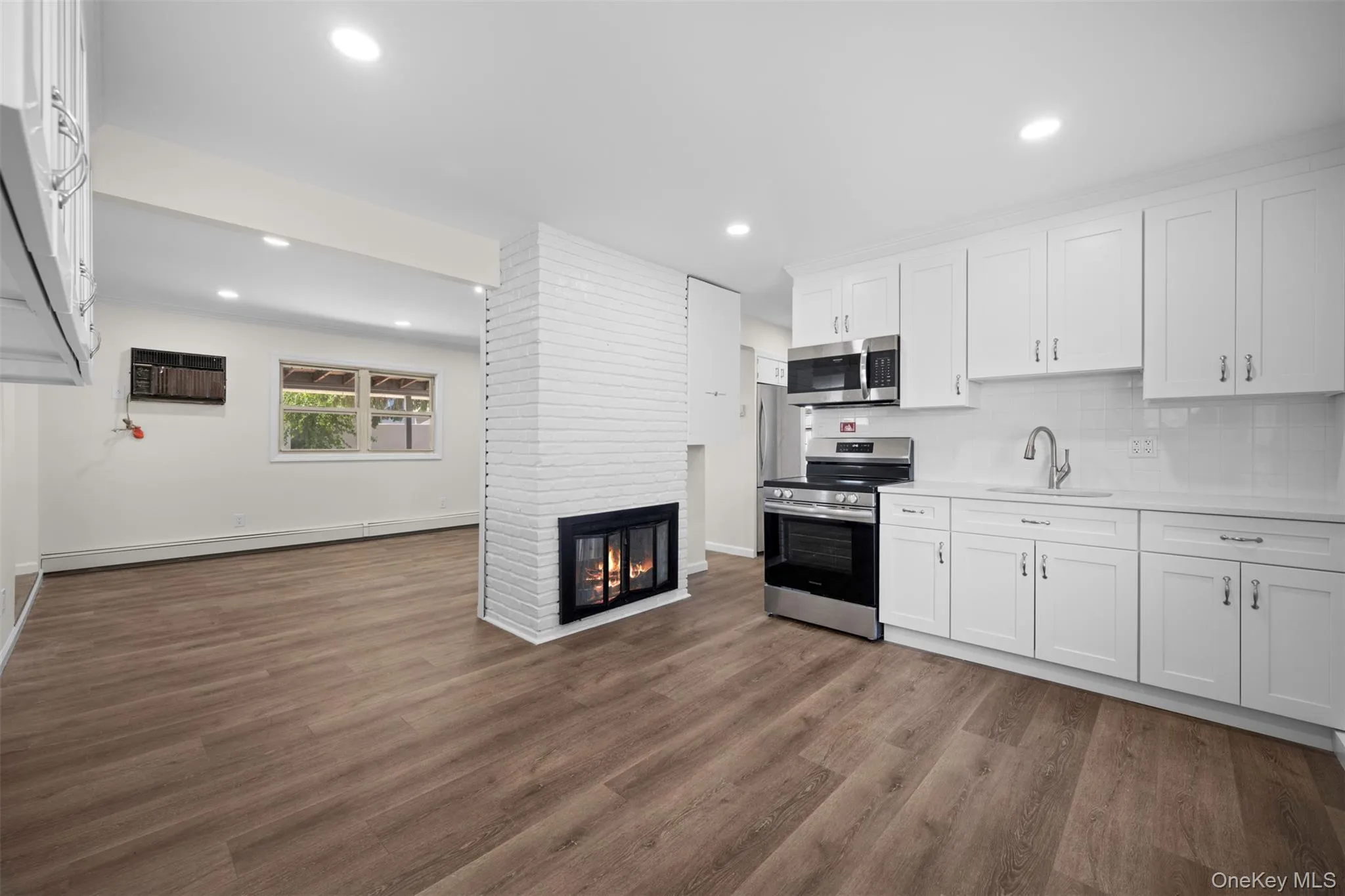 22 Lowland Road, Hempstead, NY, 5 Bedrooms Bedrooms, 8 Rooms Rooms,2 BathroomsBathrooms,Residential,For Rent,Lowland,0,1004574 22 Lowland Road, Hempstead, NY, 5 Bedrooms Bedrooms, 8 Rooms Rooms,2 BathroomsBathrooms,Residential,For Rent,Lowland,0,1004574