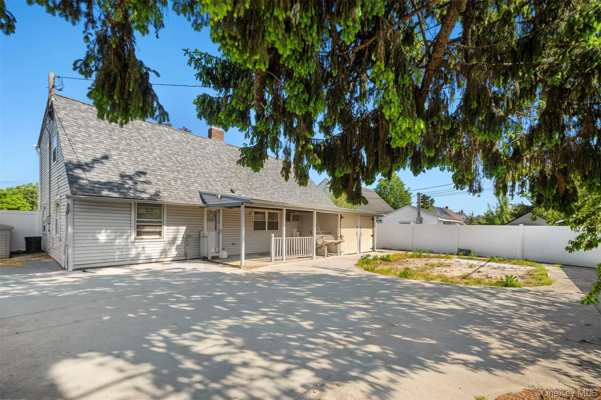 22 Lowland Road, Hempstead, NY, 5 Bedrooms Bedrooms, 8 Rooms Rooms,2 BathroomsBathrooms,Residential,For Rent,Lowland,0,1004574 22 Lowland Road, Hempstead, NY, 5 Bedrooms Bedrooms, 8 Rooms Rooms,2 BathroomsBathrooms,Residential,For Rent,Lowland,0,1004574