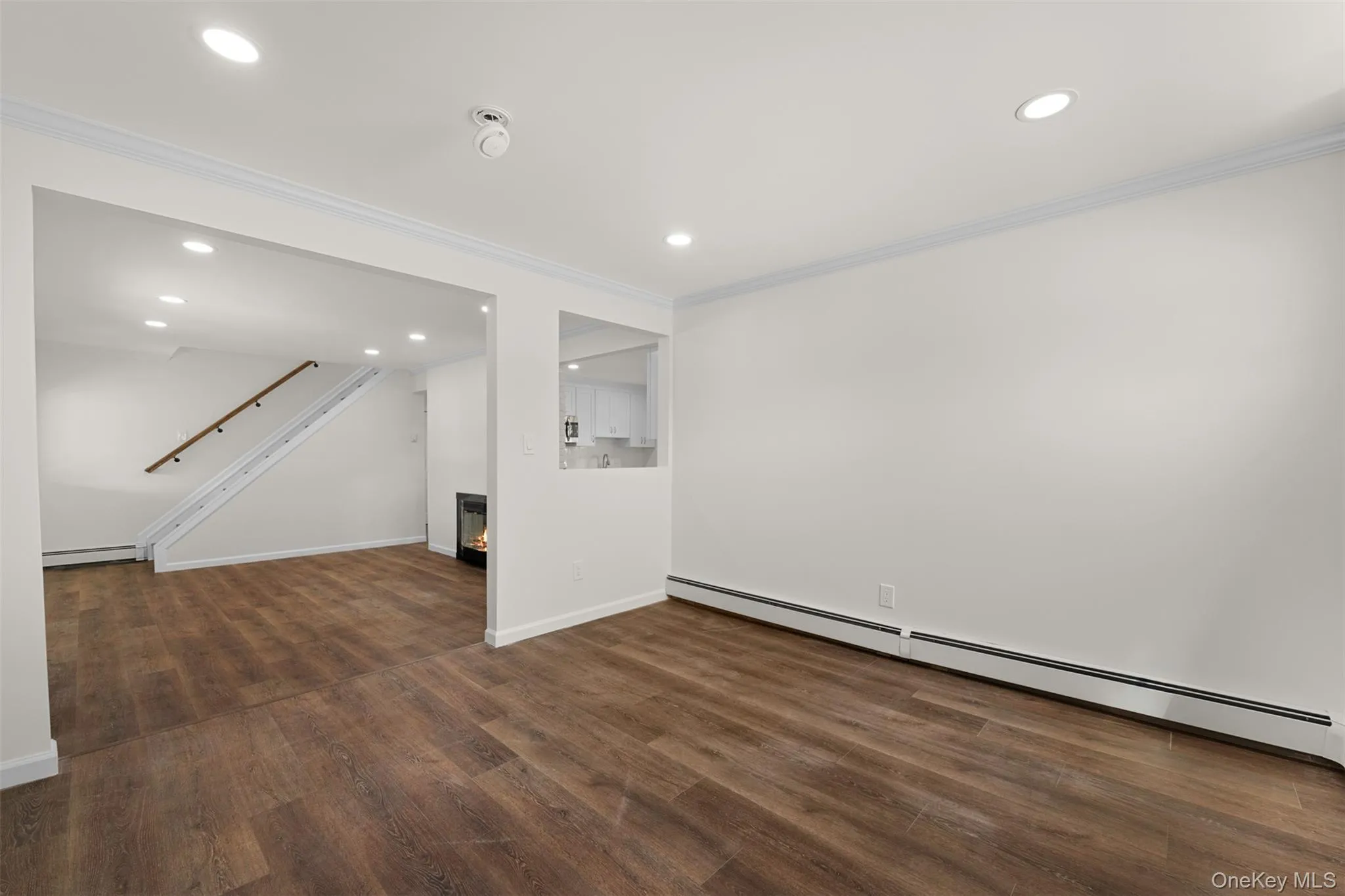 22 Lowland Road, Hempstead, NY, 5 Bedrooms Bedrooms, 8 Rooms Rooms,2 BathroomsBathrooms,Residential,For Rent,Lowland,0,1004574 22 Lowland Road, Hempstead, NY, 5 Bedrooms Bedrooms, 8 Rooms Rooms,2 BathroomsBathrooms,Residential,For Rent,Lowland,0,1004574