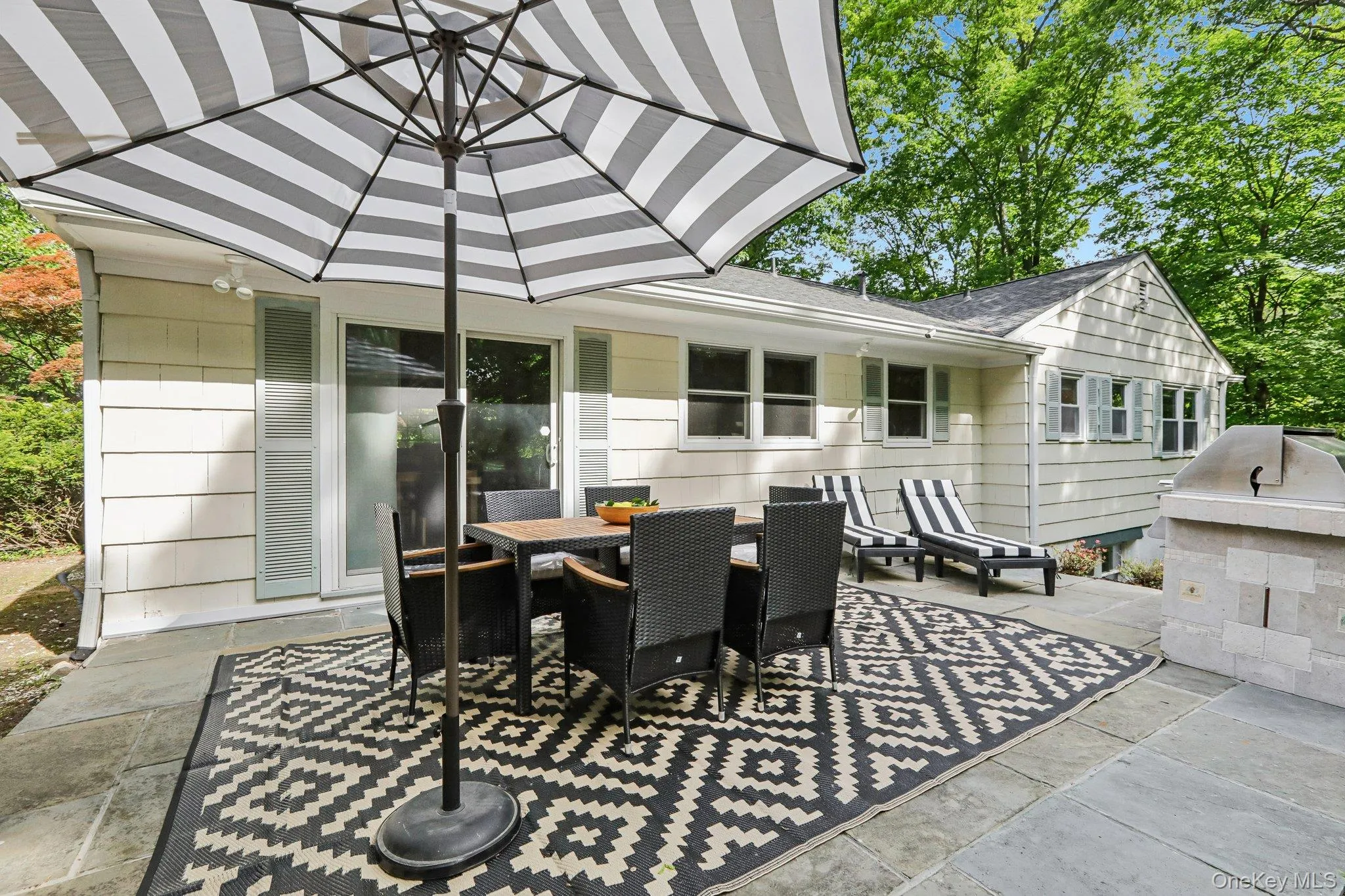 62 Mohegan Road, Mamaroneck, NY, 3 Bedrooms Bedrooms, 8 Rooms Rooms,2 BathroomsBathrooms,Residential,For Rent,Mohegan,0,1004576 62 Mohegan Road, Mamaroneck, NY, 3 Bedrooms Bedrooms, 8 Rooms Rooms,2 BathroomsBathrooms,Residential,For Rent,Mohegan,0,1004576