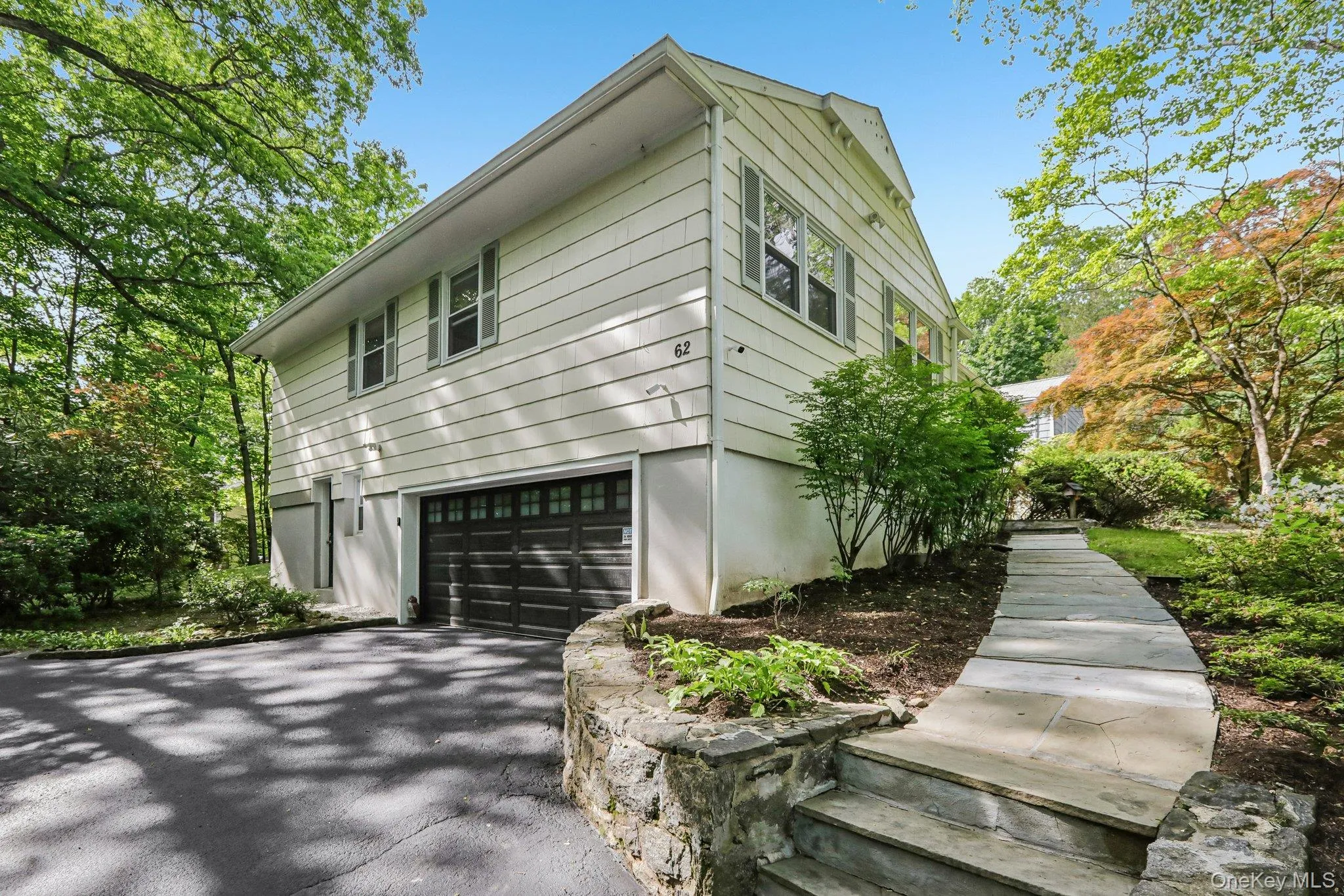 62 Mohegan Road, Mamaroneck, NY, 3 Bedrooms Bedrooms, 8 Rooms Rooms,2 BathroomsBathrooms,Residential,For Rent,Mohegan,0,1004576 62 Mohegan Road, Mamaroneck, NY, 3 Bedrooms Bedrooms, 8 Rooms Rooms,2 BathroomsBathrooms,Residential,For Rent,Mohegan,0,1004576
