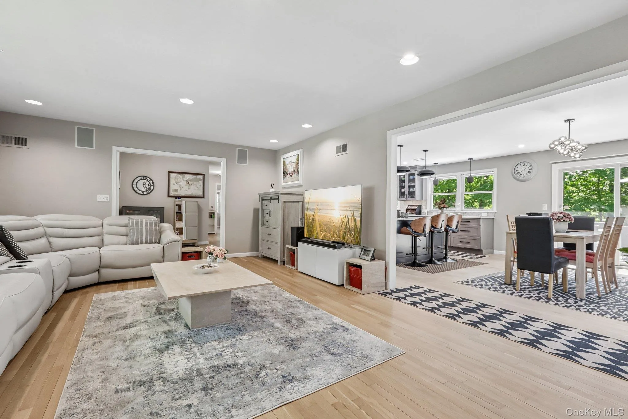 62 Mohegan Road, Mamaroneck, NY, 3 Bedrooms Bedrooms, 8 Rooms Rooms,2 BathroomsBathrooms,Residential,For Rent,Mohegan,0,1004576 62 Mohegan Road, Mamaroneck, NY, 3 Bedrooms Bedrooms, 8 Rooms Rooms,2 BathroomsBathrooms,Residential,For Rent,Mohegan,0,1004576