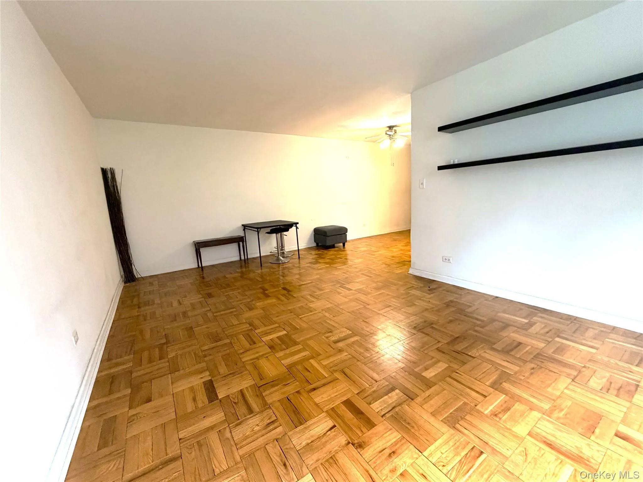 91-08 32 Avenue, New York, NY, 1 Bedroom Bedrooms, 4 Rooms Rooms,1 BathroomBathrooms,Residential,For Rent,32,0,KEY1004577 91-08 32 Avenue, New York, NY, 1 Bedroom Bedrooms, 4 Rooms Rooms,1 BathroomBathrooms,Residential,For Rent,32,0,KEY1004577