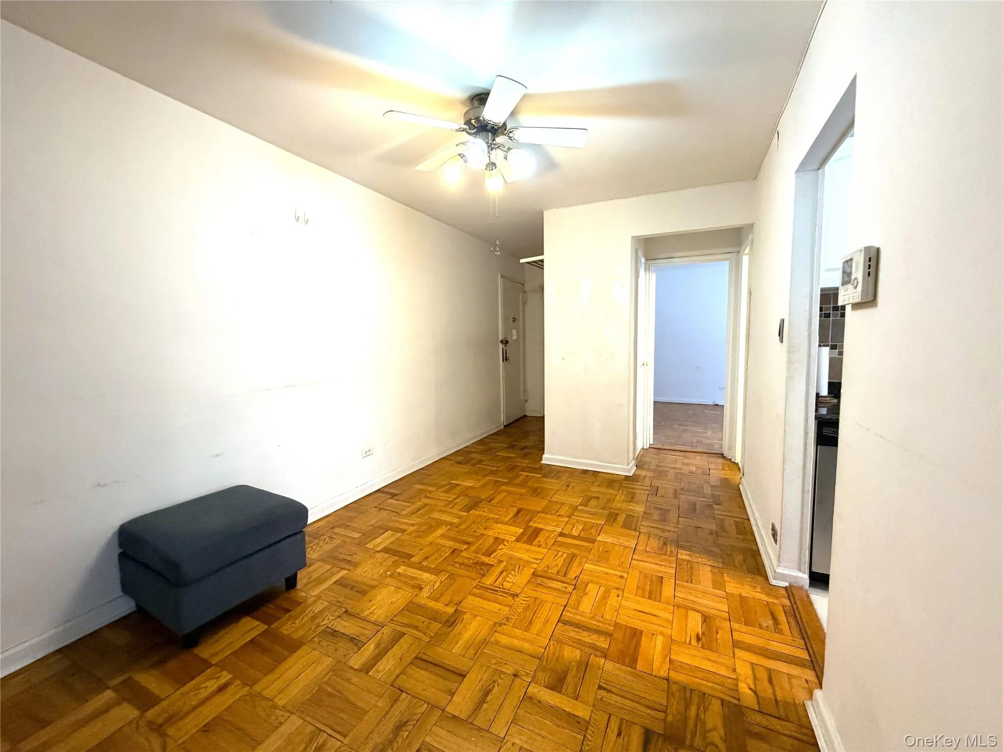 91-08 32 Avenue, New York, NY, 1 Bedroom Bedrooms, 4 Rooms Rooms,1 BathroomBathrooms,Residential,For Rent,32,0,KEY1004577 91-08 32 Avenue, New York, NY, 1 Bedroom Bedrooms, 4 Rooms Rooms,1 BathroomBathrooms,Residential,For Rent,32,0,KEY1004577