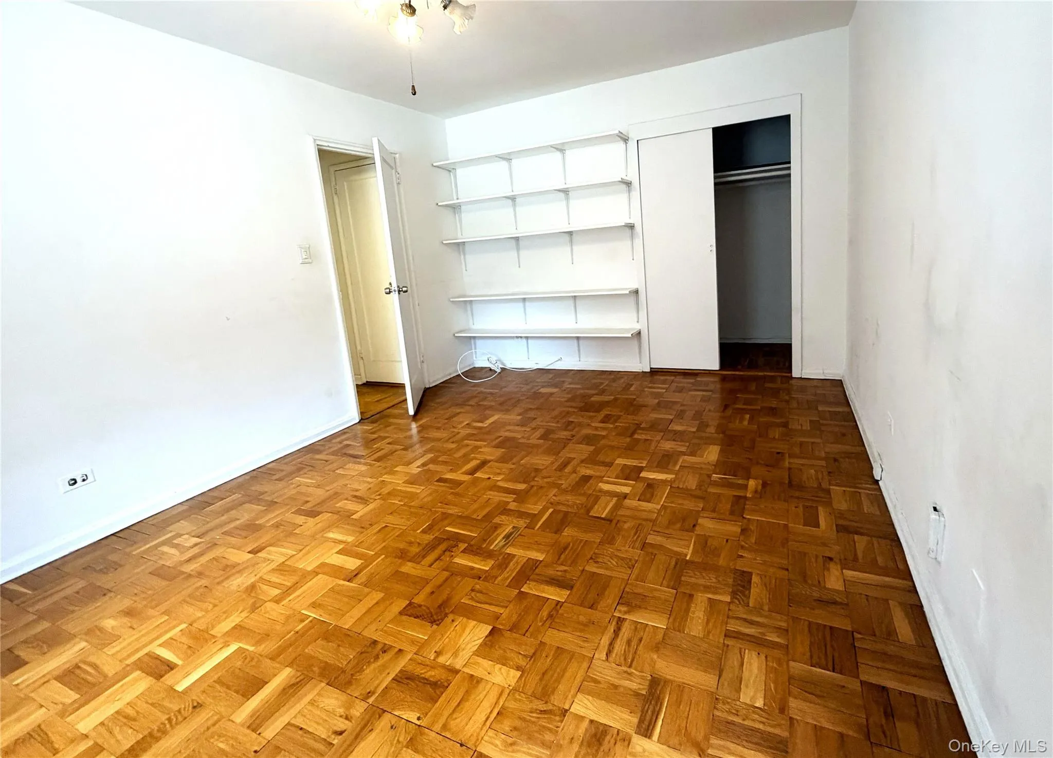 91-08 32 Avenue, New York, NY, 1 Bedroom Bedrooms, 4 Rooms Rooms,1 BathroomBathrooms,Residential,For Rent,32,0,KEY1004577 91-08 32 Avenue, New York, NY, 1 Bedroom Bedrooms, 4 Rooms Rooms,1 BathroomBathrooms,Residential,For Rent,32,0,KEY1004577