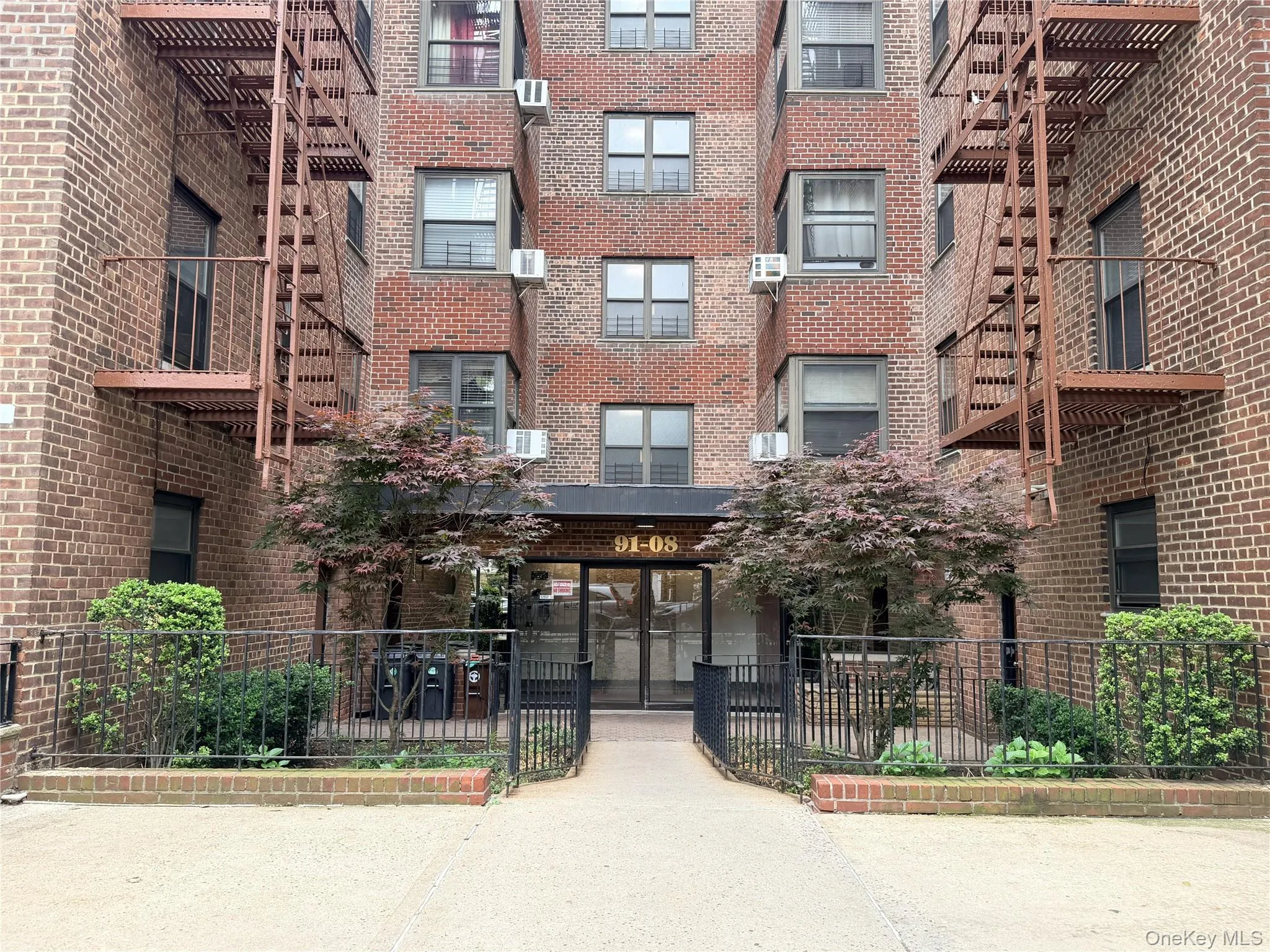 91-08 32 Avenue, New York, NY, 1 Bedroom Bedrooms, 4 Rooms Rooms,1 BathroomBathrooms,Residential,For Rent,32,0,KEY1004577 91-08 32 Avenue, New York, NY, 1 Bedroom Bedrooms, 4 Rooms Rooms,1 BathroomBathrooms,Residential,For Rent,32,0,KEY1004577