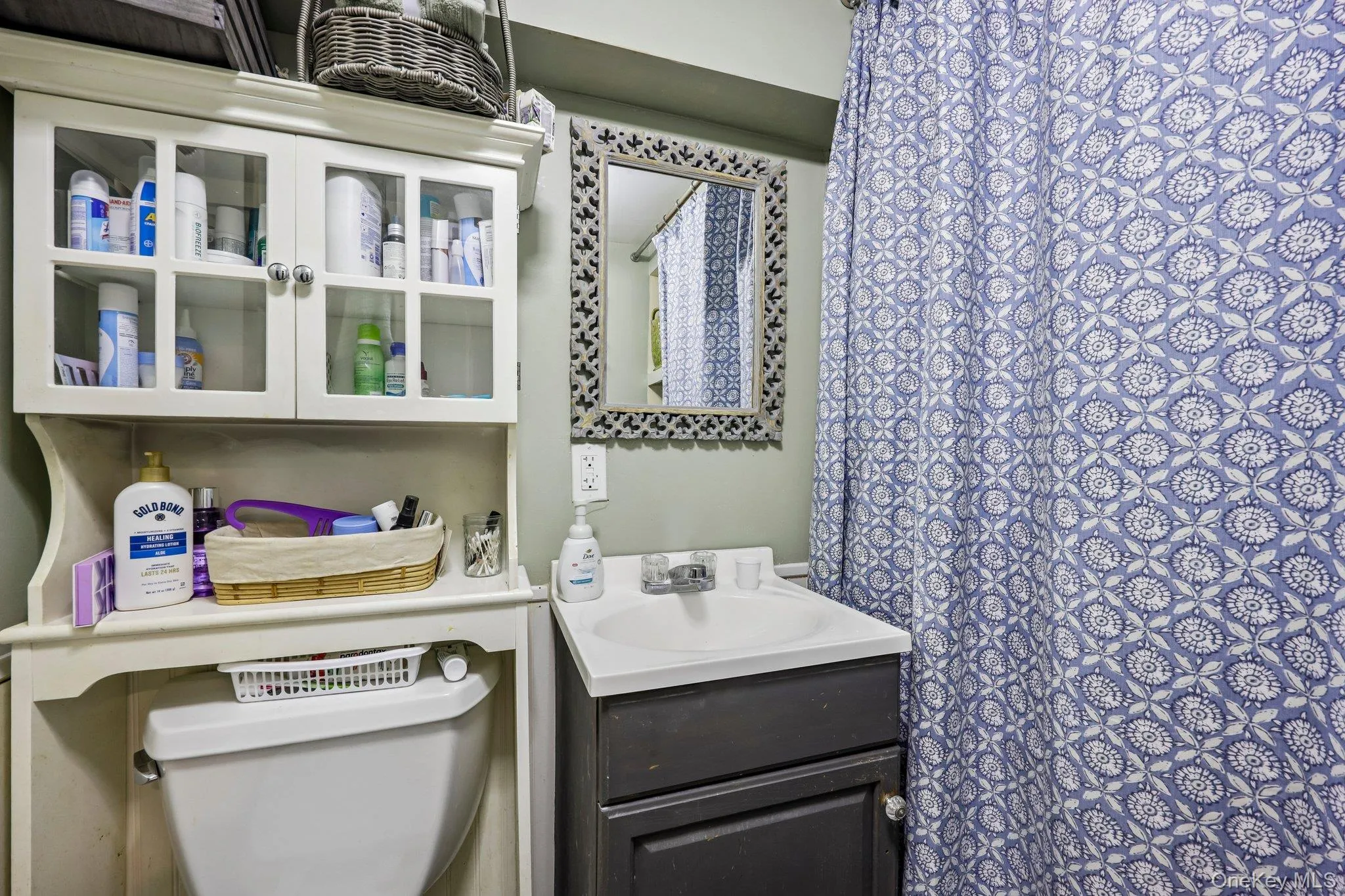 63 Kilburn Road, Hempstead, NY, 4 Bedrooms Bedrooms, 8 Rooms Rooms,3 BathroomsBathrooms,Residential,For Rent,Kilburn,0,1004584 63 Kilburn Road, Hempstead, NY, 4 Bedrooms Bedrooms, 8 Rooms Rooms,3 BathroomsBathrooms,Residential,For Rent,Kilburn,0,1004584