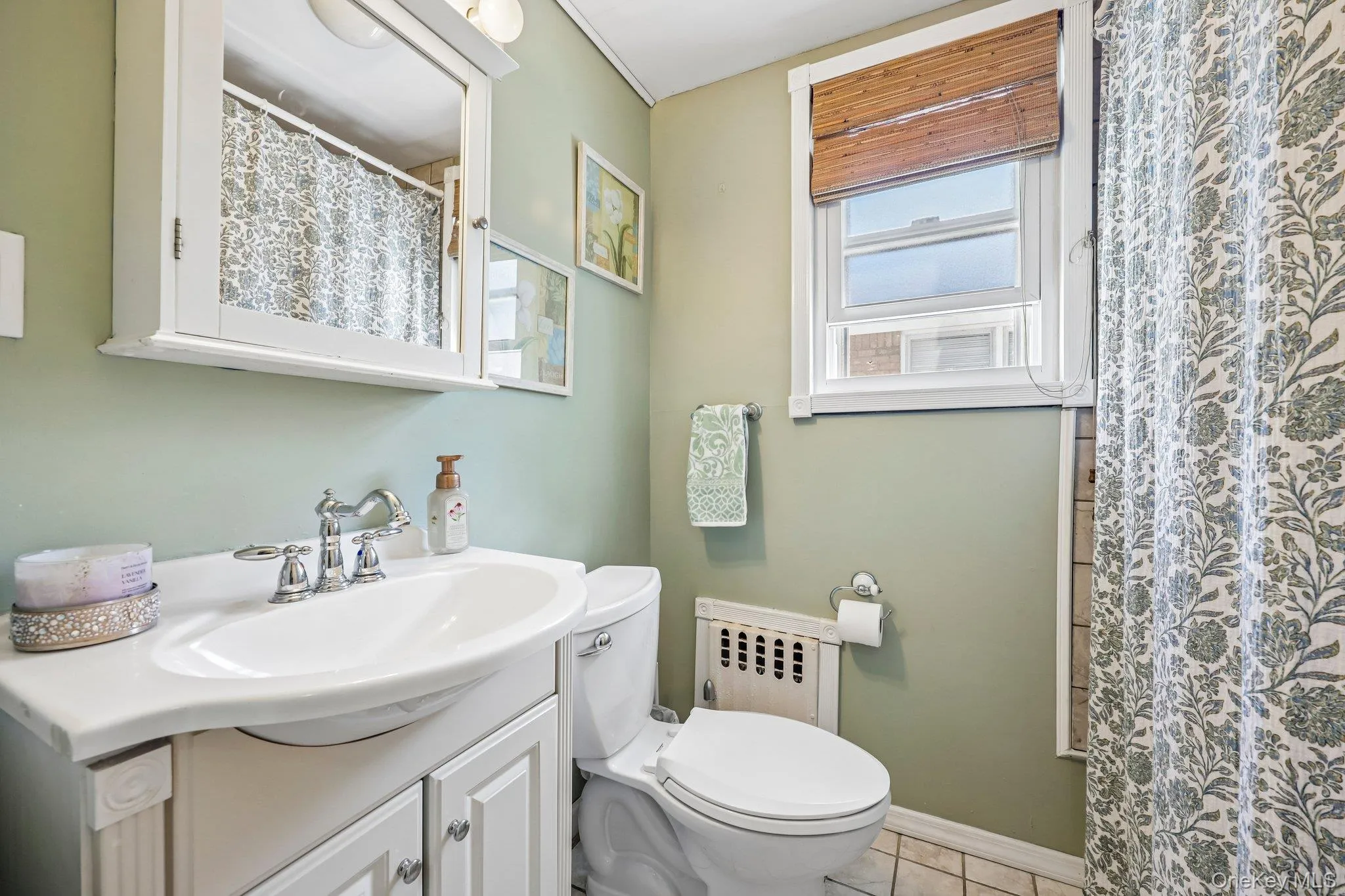 63 Kilburn Road, Hempstead, NY, 4 Bedrooms Bedrooms, 8 Rooms Rooms,3 BathroomsBathrooms,Residential,For Rent,Kilburn,0,1004584 63 Kilburn Road, Hempstead, NY, 4 Bedrooms Bedrooms, 8 Rooms Rooms,3 BathroomsBathrooms,Residential,For Rent,Kilburn,0,1004584
