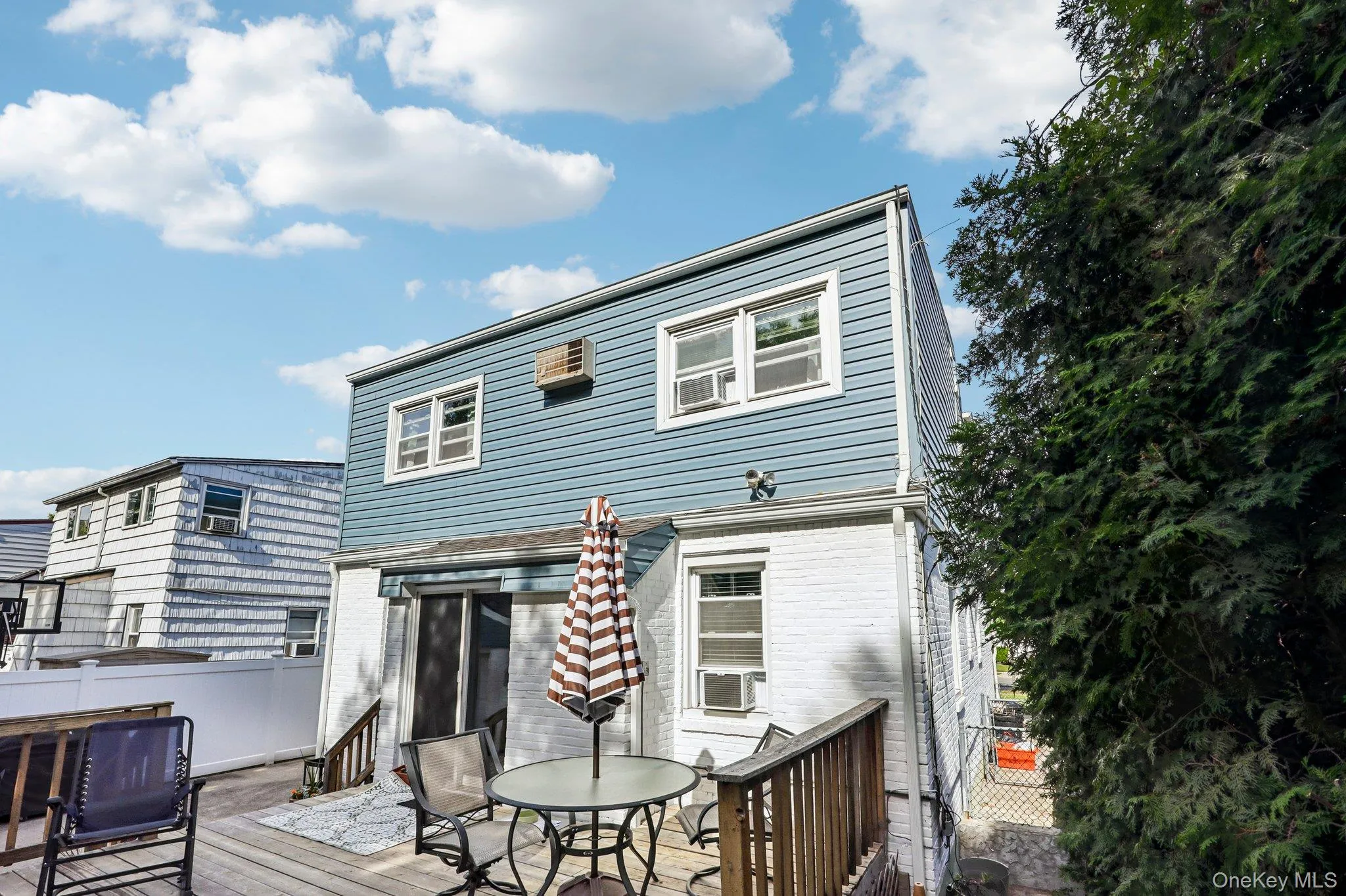 63 Kilburn Road, Hempstead, NY, 4 Bedrooms Bedrooms, 8 Rooms Rooms,3 BathroomsBathrooms,Residential,For Rent,Kilburn,0,1004584 63 Kilburn Road, Hempstead, NY, 4 Bedrooms Bedrooms, 8 Rooms Rooms,3 BathroomsBathrooms,Residential,For Rent,Kilburn,0,1004584