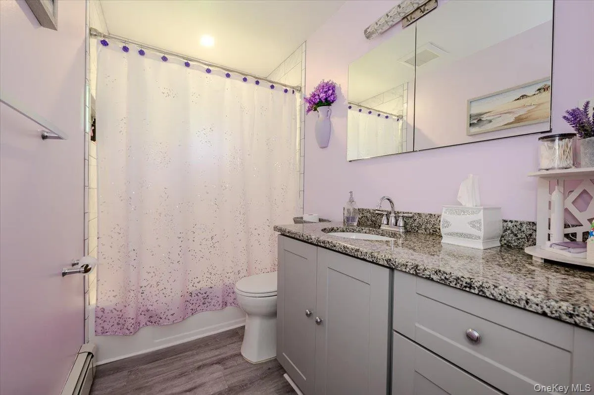 12 Northern Parkway, Oyster Bay, NY, 3 Bedrooms Bedrooms, 8 Rooms Rooms,2 BathroomsBathrooms,Residential,For Rent,Northern,0,1004585 12 Northern Parkway, Oyster Bay, NY, 3 Bedrooms Bedrooms, 8 Rooms Rooms,2 BathroomsBathrooms,Residential,For Rent,Northern,0,1004585