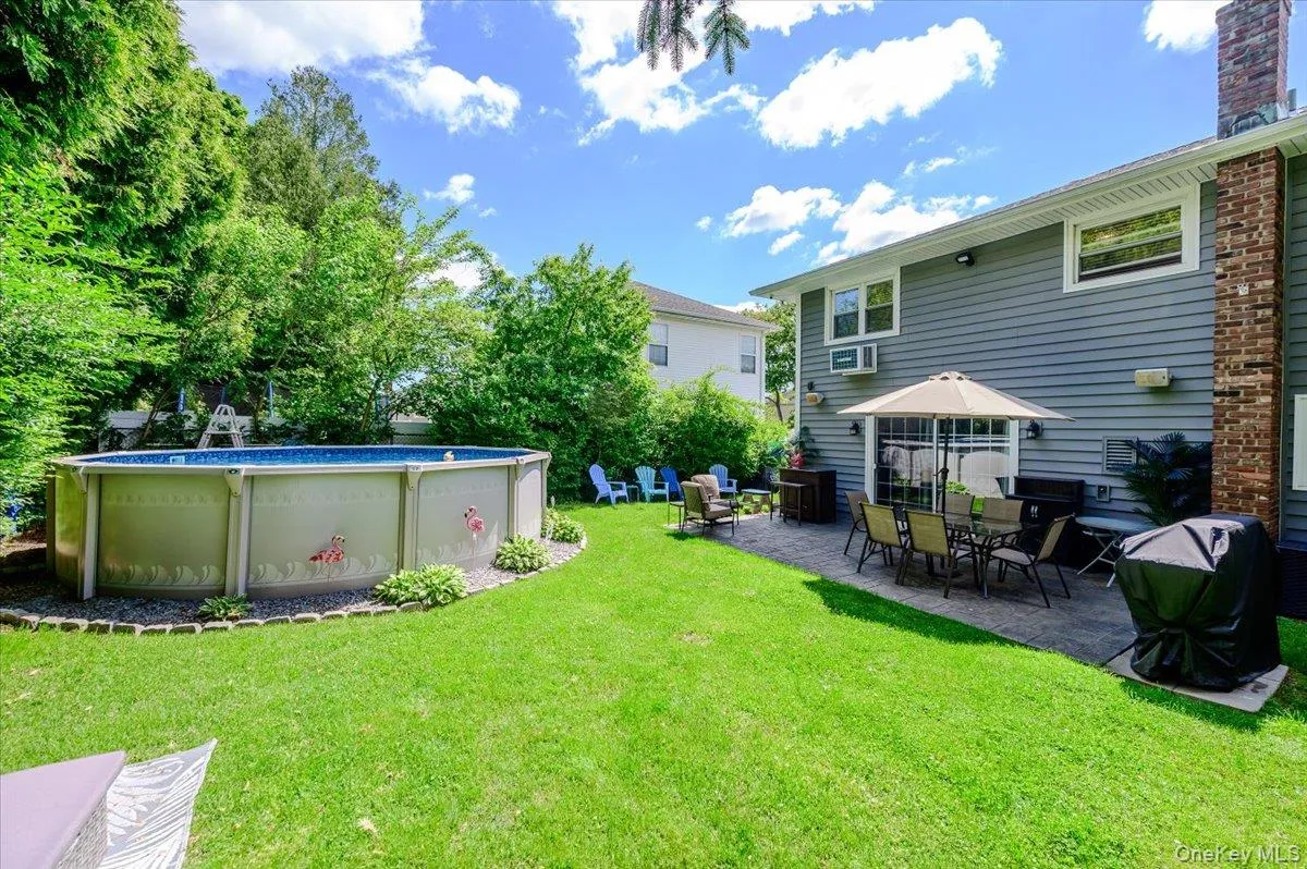 12 Northern Parkway, Oyster Bay, NY, 3 Bedrooms Bedrooms, 8 Rooms Rooms,2 BathroomsBathrooms,Residential,For Rent,Northern,0,1004585 12 Northern Parkway, Oyster Bay, NY, 3 Bedrooms Bedrooms, 8 Rooms Rooms,2 BathroomsBathrooms,Residential,For Rent,Northern,0,1004585