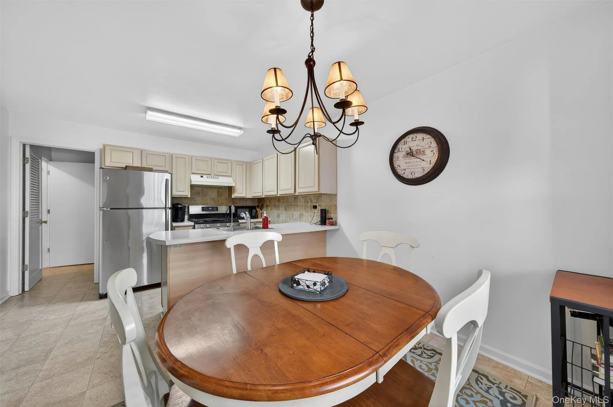 Large Eat In Kitchen Large Eat In Kitchen