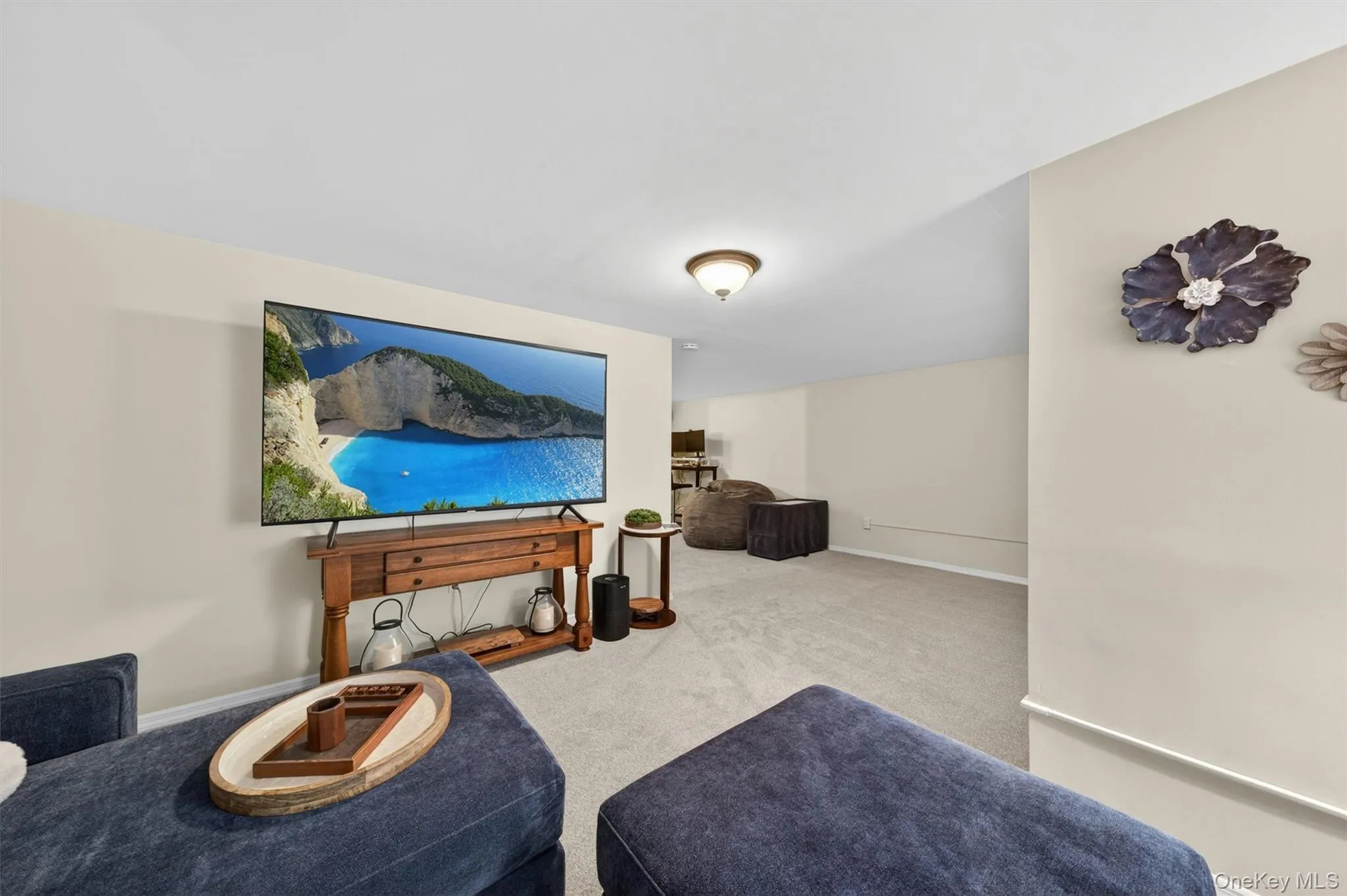 Relax and Enjoy This Great Space Relax and Enjoy This Great Space
