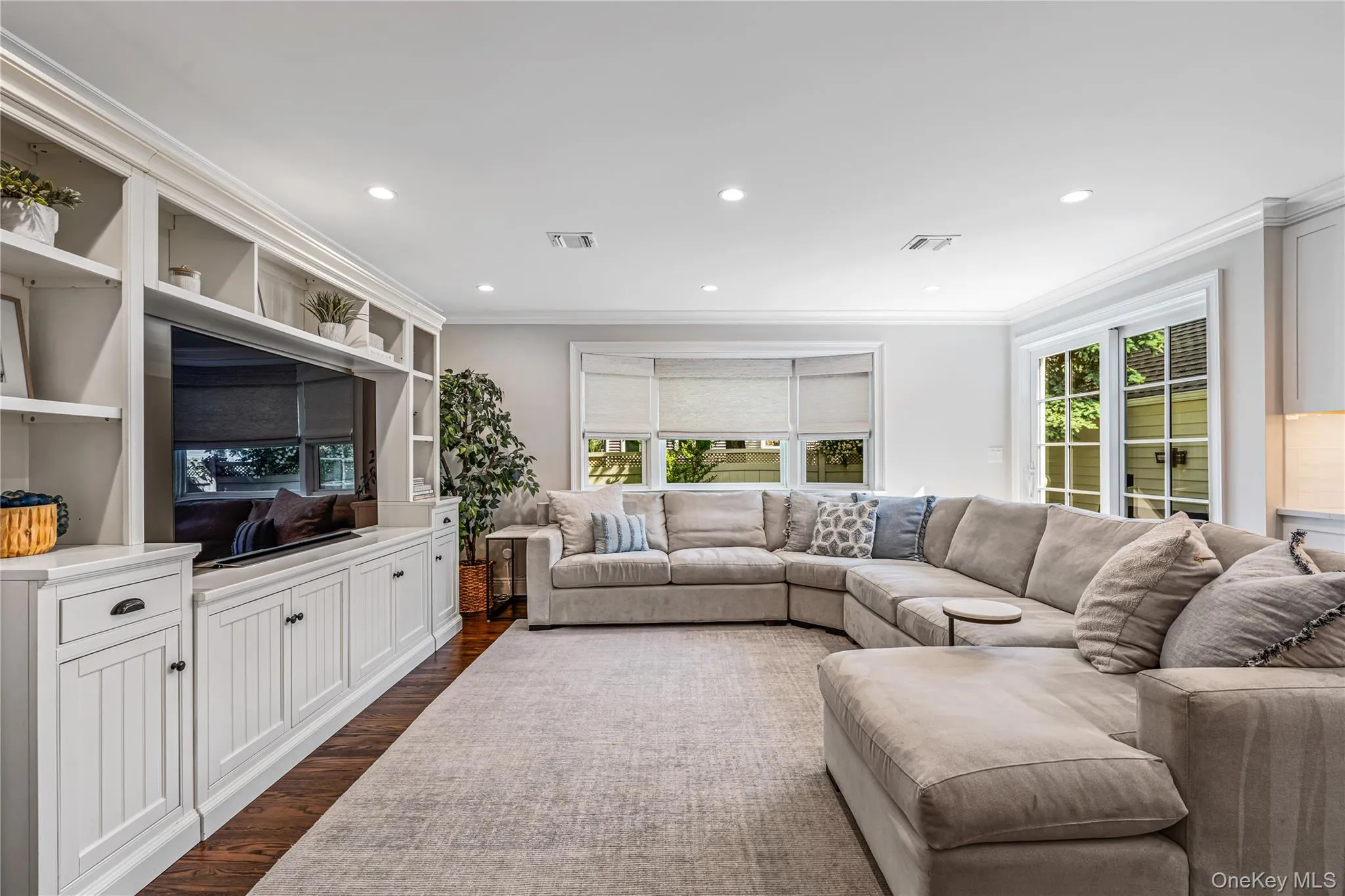 95 Muirfield Road, Hempstead, NY, 5 Bedrooms Bedrooms, 9 Rooms Rooms,3 BathroomsBathrooms,Residential,For Rent,Muirfield,0,1004589 95 Muirfield Road, Hempstead, NY, 5 Bedrooms Bedrooms, 9 Rooms Rooms,3 BathroomsBathrooms,Residential,For Rent,Muirfield,0,1004589