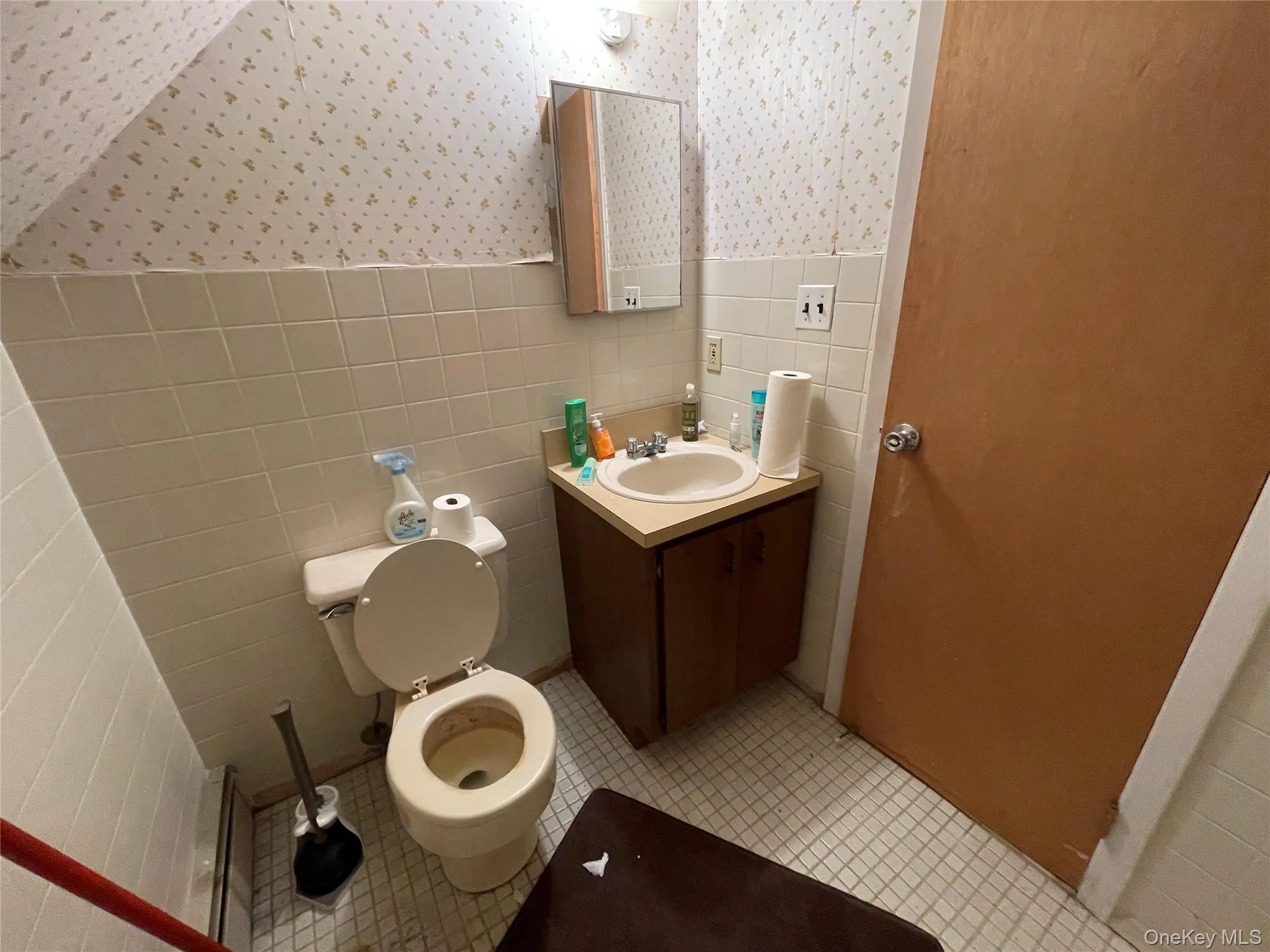2043 Paddock Road, Oyster Bay, NY, 4 Bedrooms Bedrooms, 7 Rooms Rooms,2 BathroomsBathrooms,Residential,For Rent,Paddock,0,1004591 2043 Paddock Road, Oyster Bay, NY, 4 Bedrooms Bedrooms, 7 Rooms Rooms,2 BathroomsBathrooms,Residential,For Rent,Paddock,0,1004591