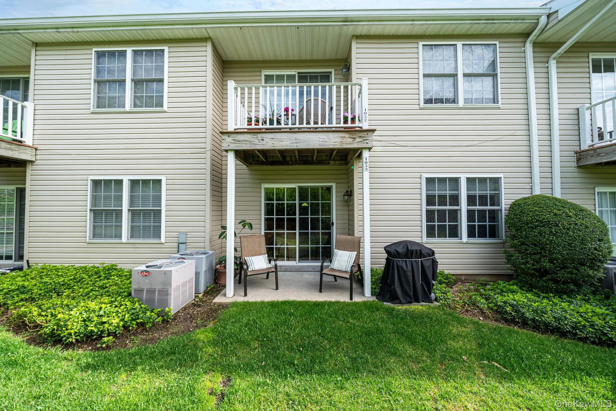 1053 Savoy Drive, Huntington, NY, 2 Bedrooms Bedrooms, 5 Rooms Rooms,2 BathroomsBathrooms,Residential,For Rent,Savoy,0,1004604 1053 Savoy Drive, Huntington, NY, 2 Bedrooms Bedrooms, 5 Rooms Rooms,2 BathroomsBathrooms,Residential,For Rent,Savoy,0,1004604
