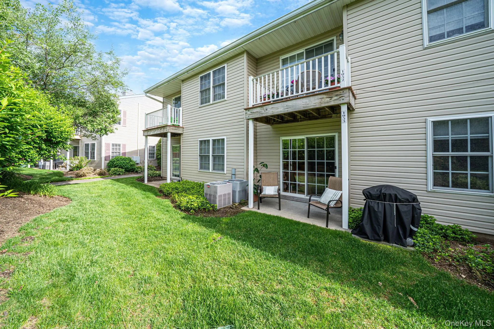 1053 Savoy Drive, Huntington, NY, 2 Bedrooms Bedrooms, 5 Rooms Rooms,2 BathroomsBathrooms,Residential,For Rent,Savoy,0,1004604 1053 Savoy Drive, Huntington, NY, 2 Bedrooms Bedrooms, 5 Rooms Rooms,2 BathroomsBathrooms,Residential,For Rent,Savoy,0,1004604