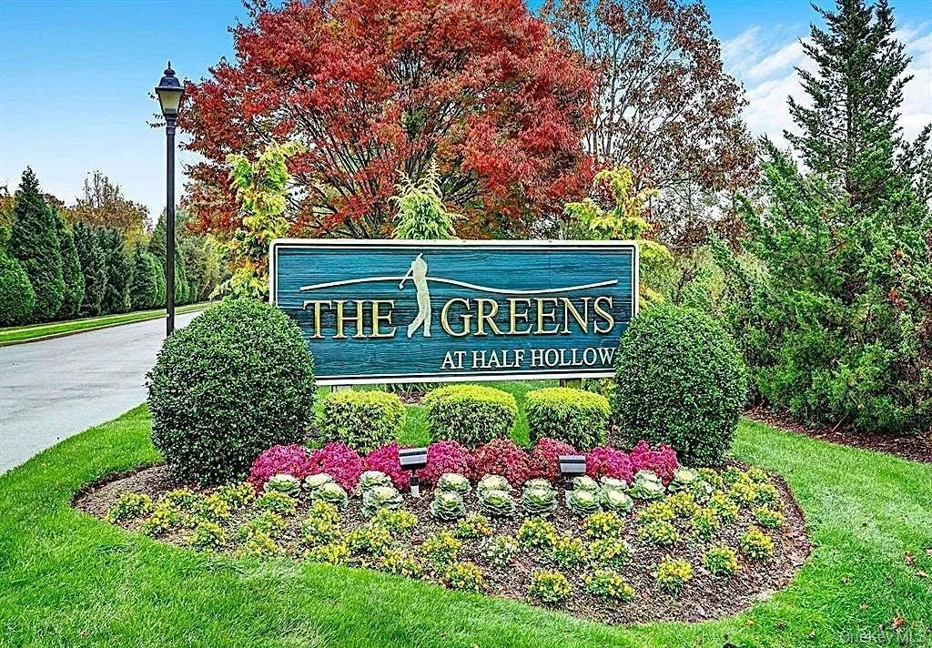 1053 Savoy Drive, Huntington, NY, 2 Bedrooms Bedrooms, 5 Rooms Rooms,2 BathroomsBathrooms,Residential,For Rent,Savoy,0,1004604 1053 Savoy Drive, Huntington, NY, 2 Bedrooms Bedrooms, 5 Rooms Rooms,2 BathroomsBathrooms,Residential,For Rent,Savoy,0,1004604