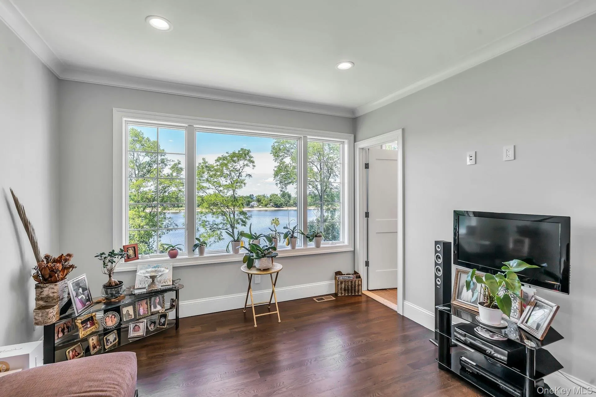 12 Barbara Lane, Glen Cove, NY, 6 Bedrooms Bedrooms, 17 Rooms Rooms,7 BathroomsBathrooms,Residential,For Rent,Barbara,0,1004607 12 Barbara Lane, Glen Cove, NY, 6 Bedrooms Bedrooms, 17 Rooms Rooms,7 BathroomsBathrooms,Residential,For Rent,Barbara,0,1004607